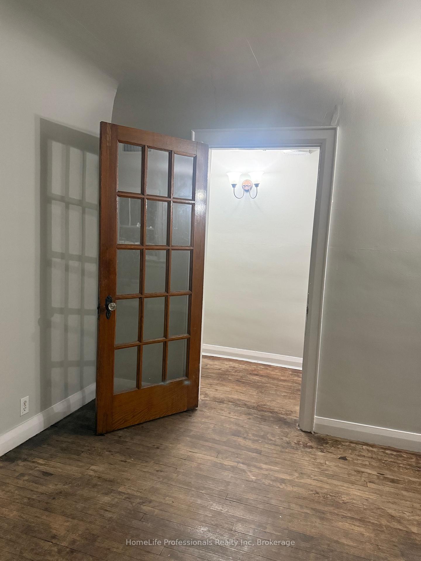 Photo 4 of Unit 1, 16 Young Street, Norfolk, Simcoe — HOMEH