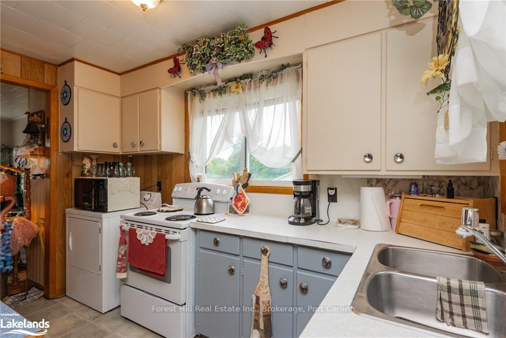 Photo 2 of 11643 522, Parry Sound Remote Area, Port Loring — HOMEH