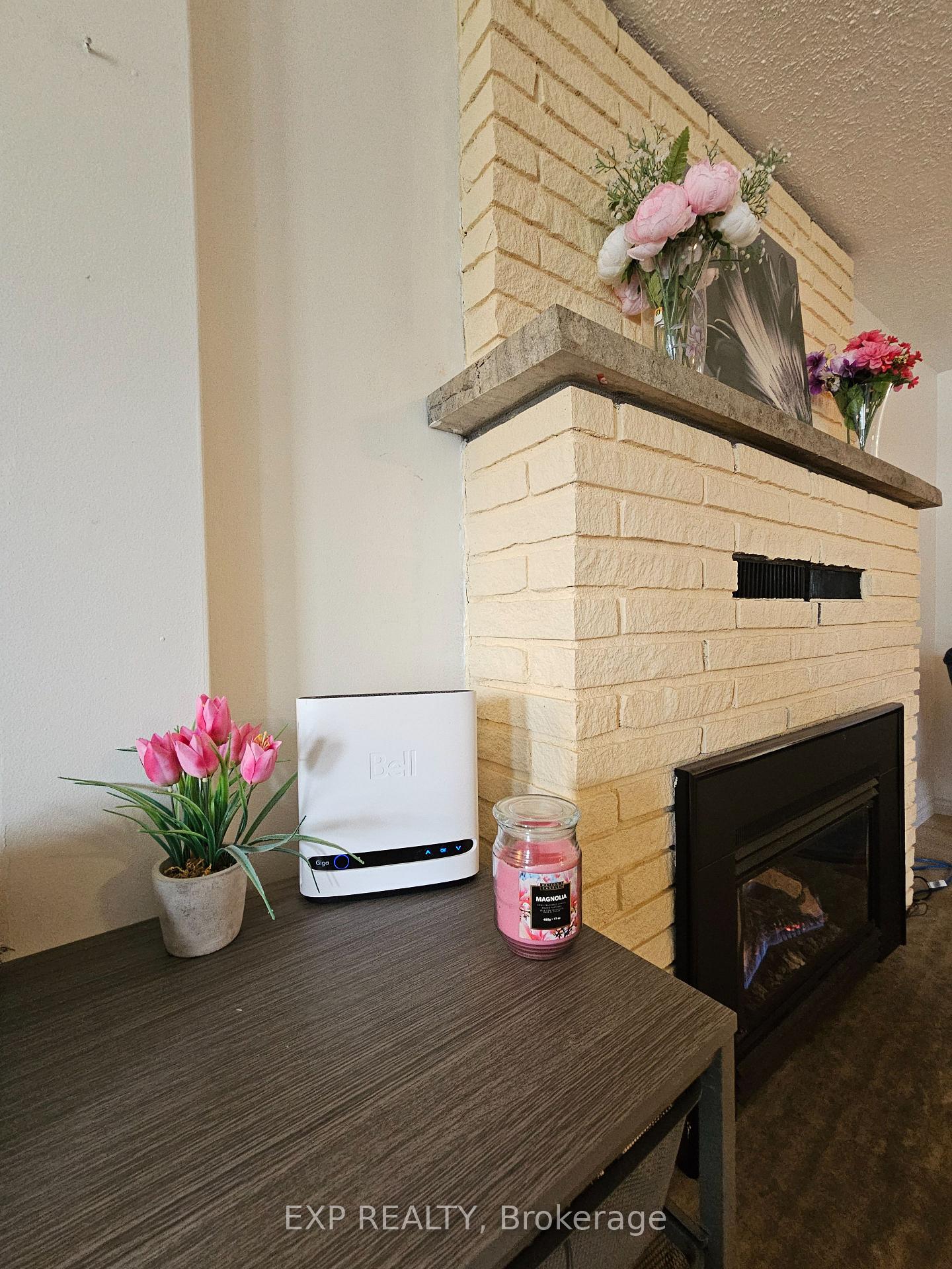 Photo 6 of 441 Queen Street, North Dundas, Winchester — HOMEH