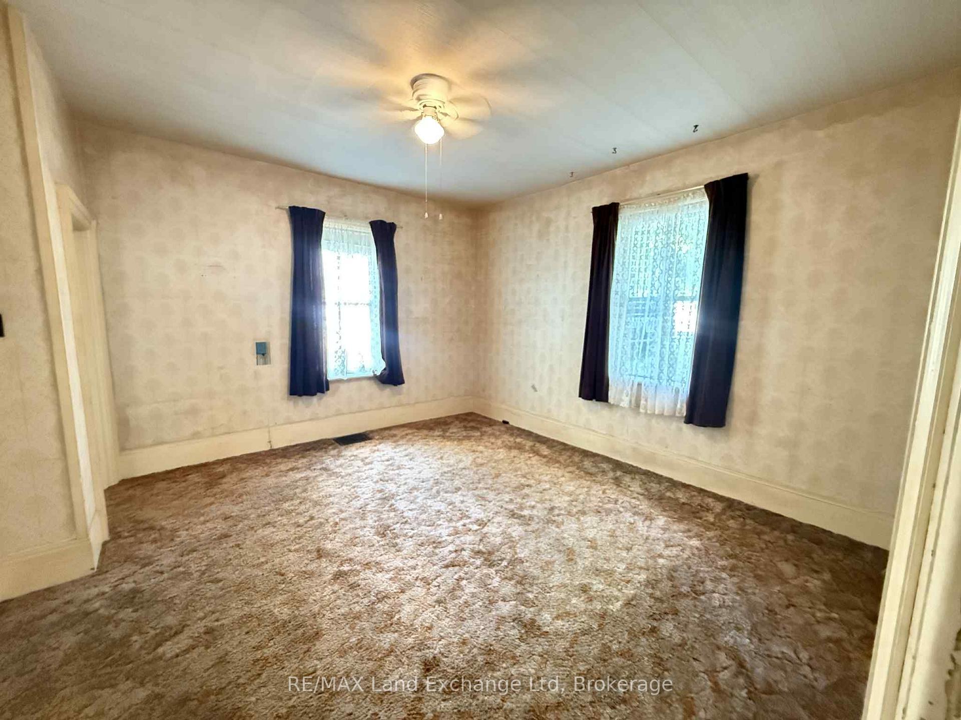 Photo 10 of 66 Diagonal Road, North Huron, Wingham — HOMEH