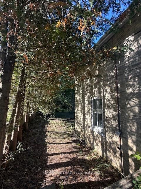 Photo 24 of 66 Diagonal Road, North Huron, Wingham — HOMEH