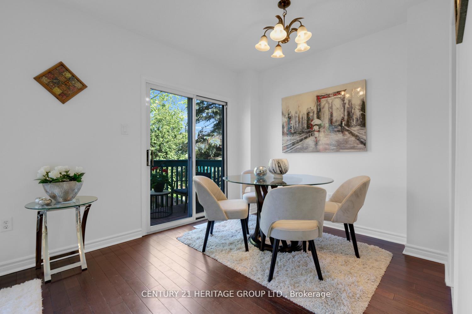 Photo 14 of 431 Carruthers Avenue, Newmarket, Summerhill Estates — HOMEH