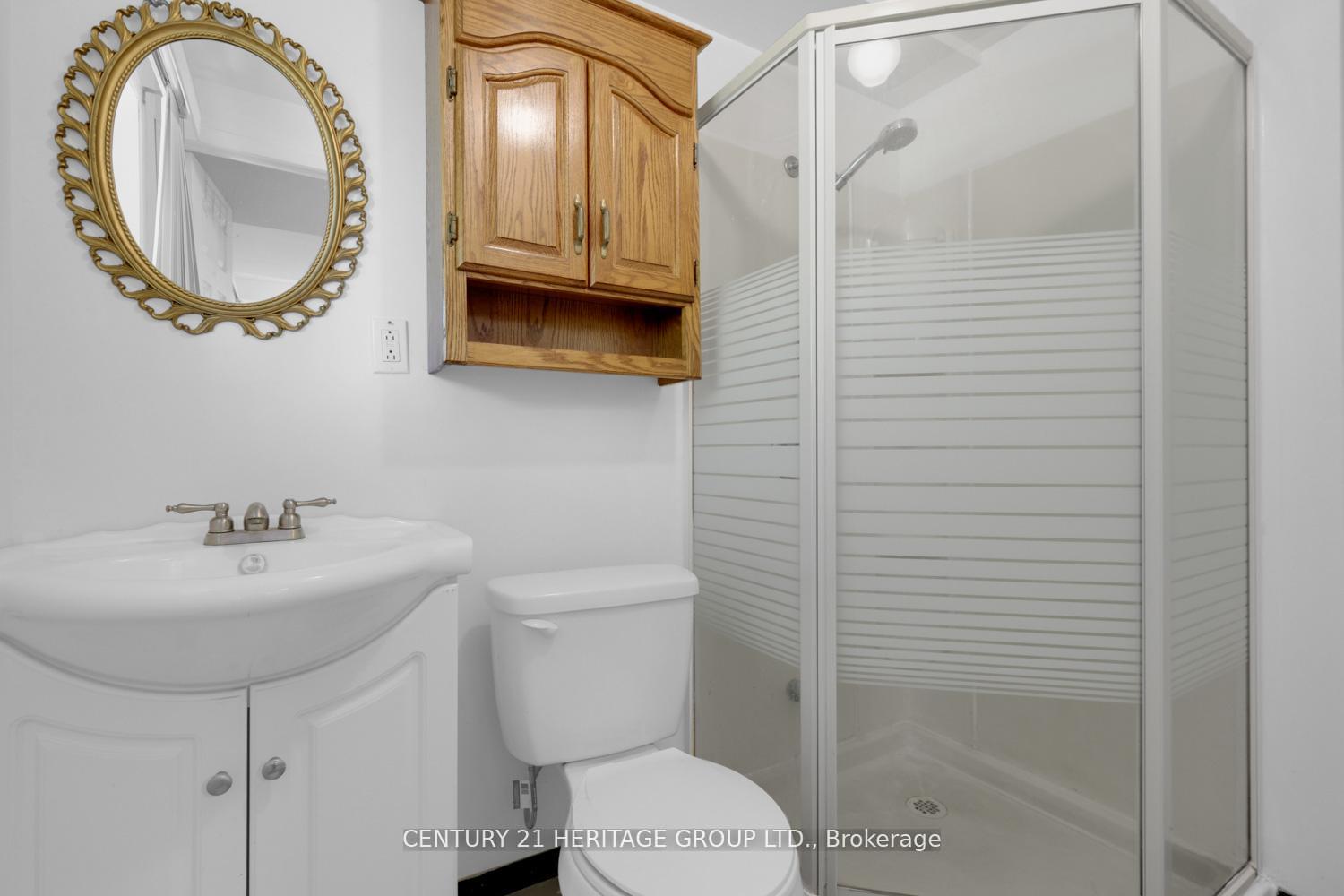Photo 40 of 431 Carruthers Avenue, Newmarket, Summerhill Estates — HOMEH