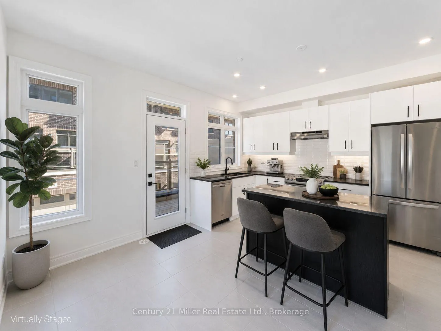 Photo 5 of Unit 48, 2140 Trafalgar Road, Oakville, River Oaks — HOMEH