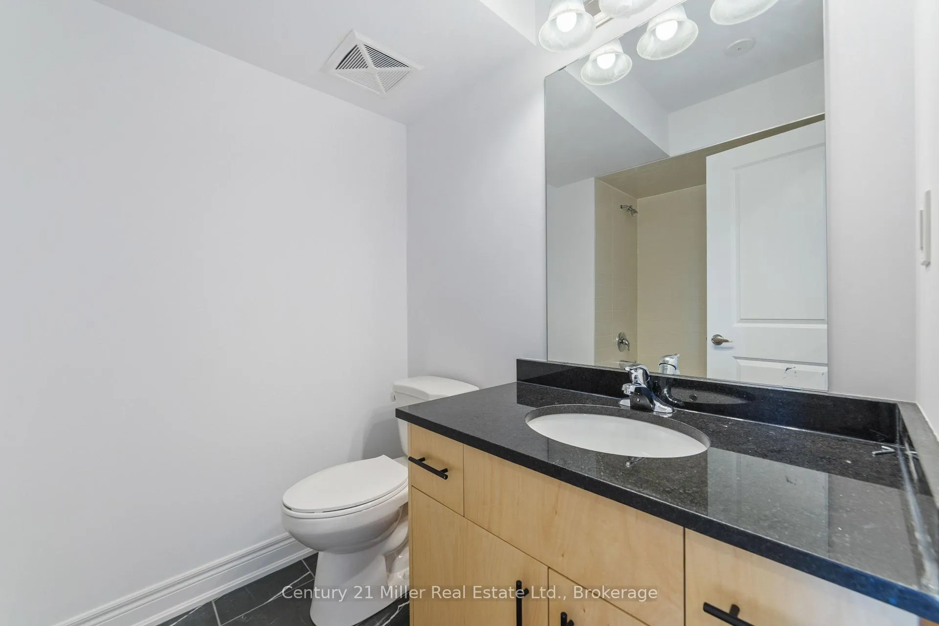 Photo 15 of Unit 48, 2140 Trafalgar Road, Oakville, River Oaks — HOMEH
