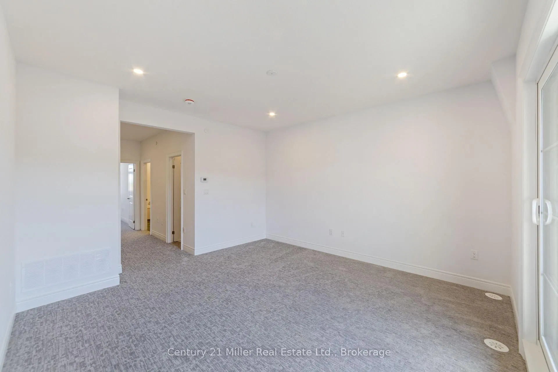 Photo 24 of Unit 48, 2140 Trafalgar Road, Oakville, River Oaks — HOMEH