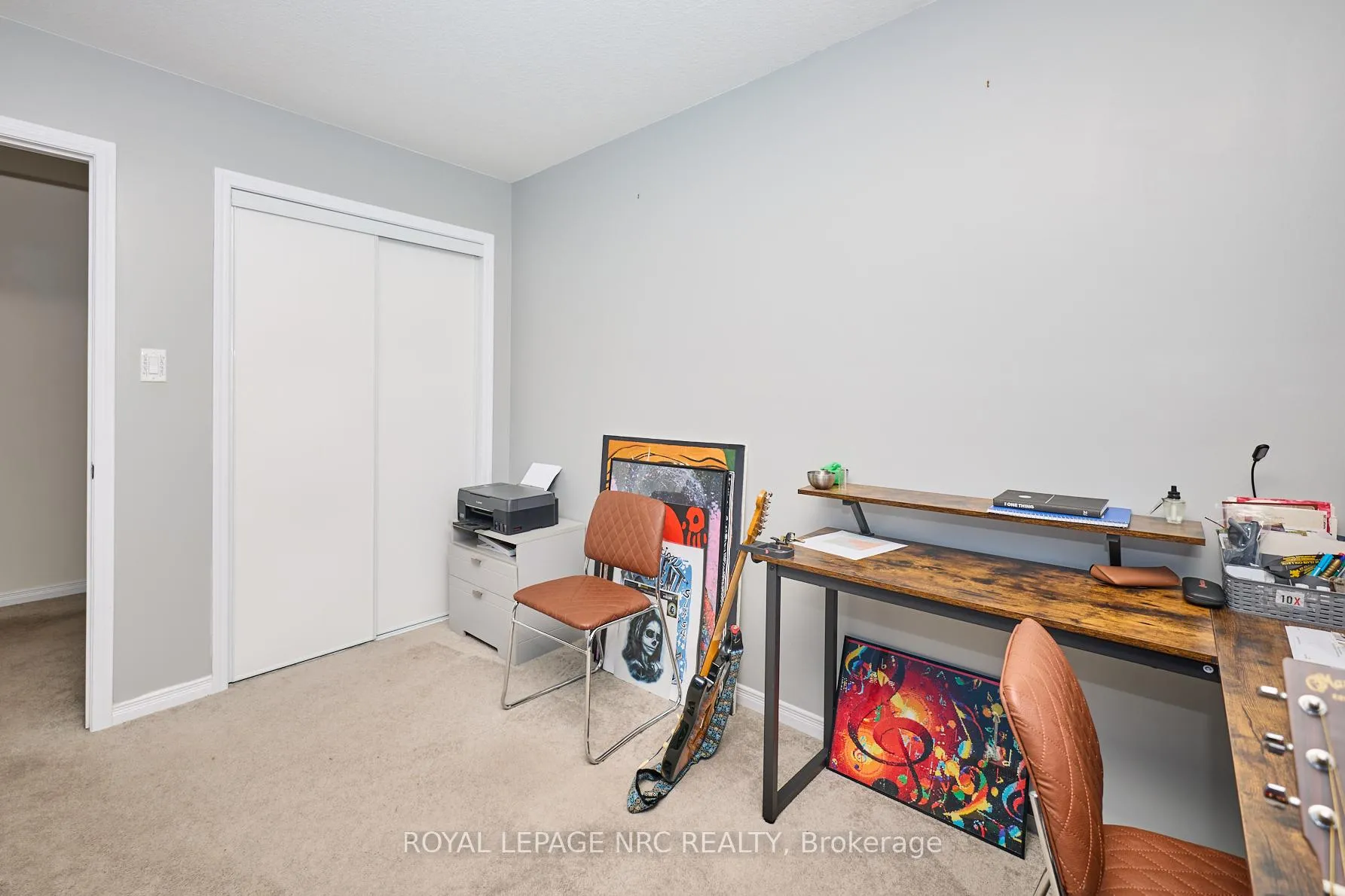 Photo 21 of 7759 White Pine Crescent, Niagara Falls, Brown — HOMEH