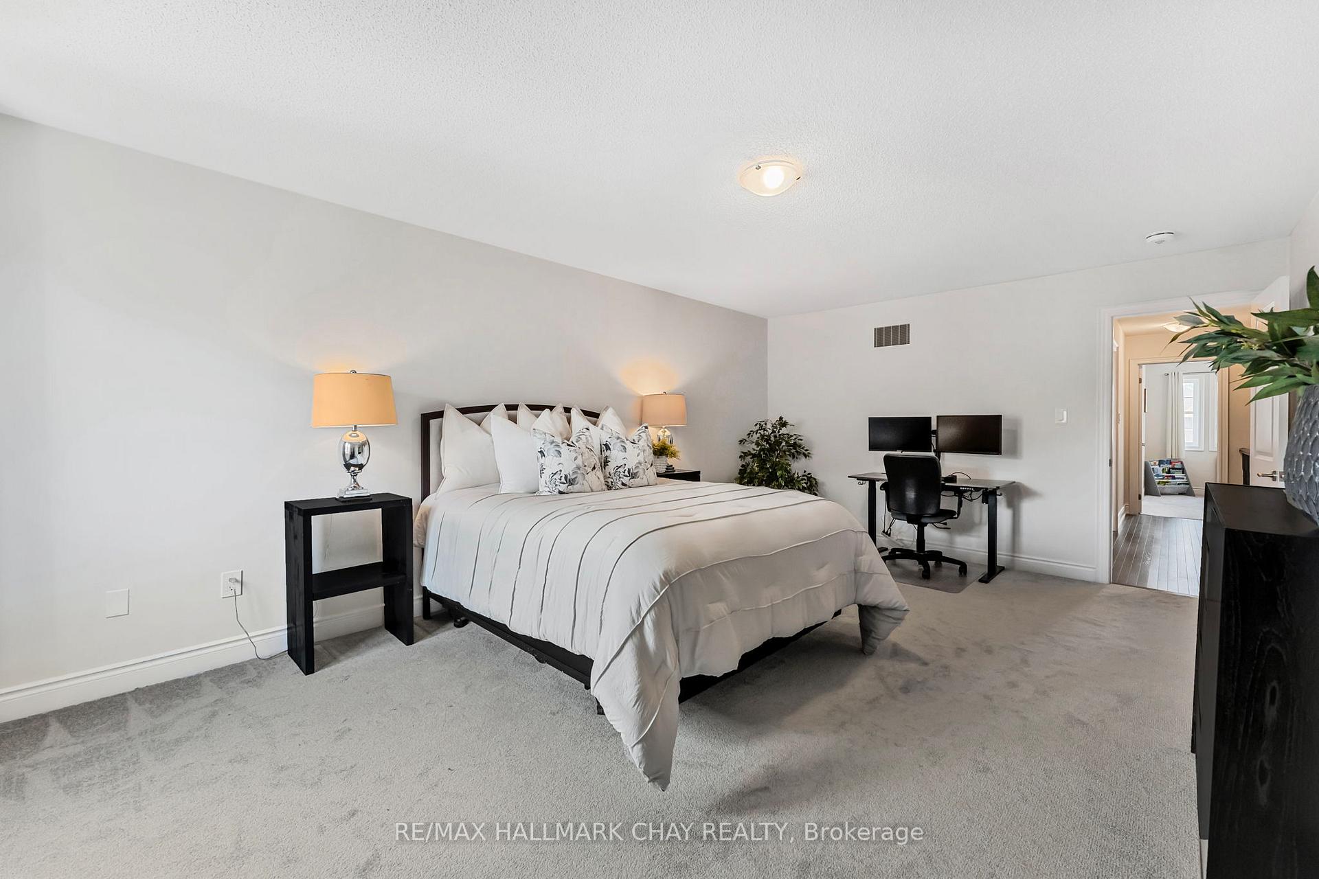 Photo 18 of 31 Arnold Crescent, New Tecumseth, Alliston — HOMEH