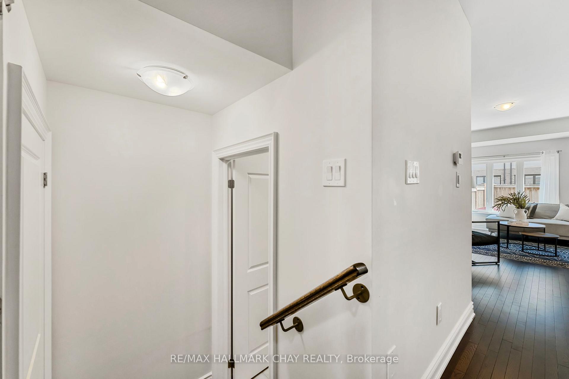 Photo 23 of 31 Arnold Crescent, New Tecumseth, Alliston — HOMEH