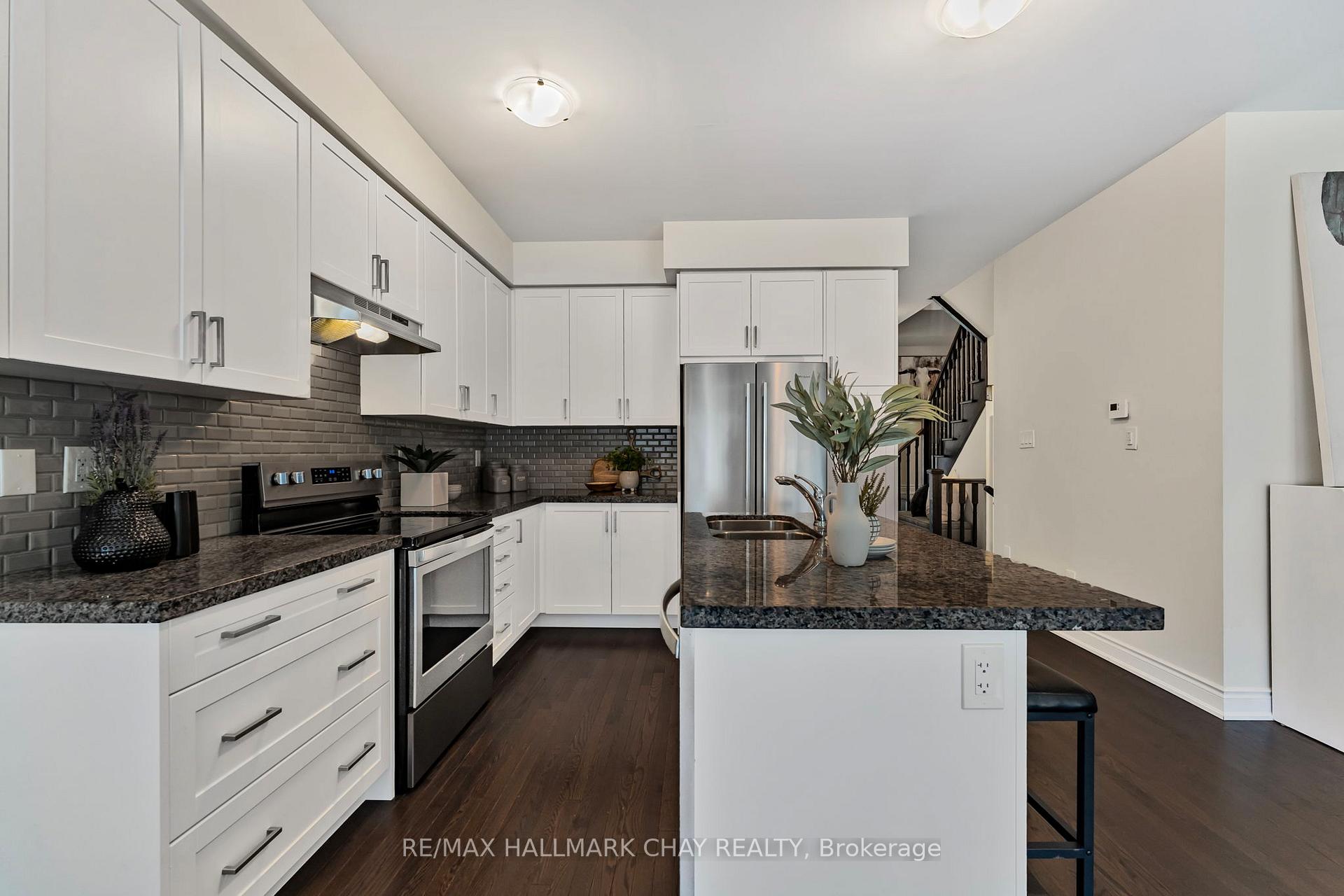 Photo 29 of 31 Arnold Crescent, New Tecumseth, Alliston — HOMEH
