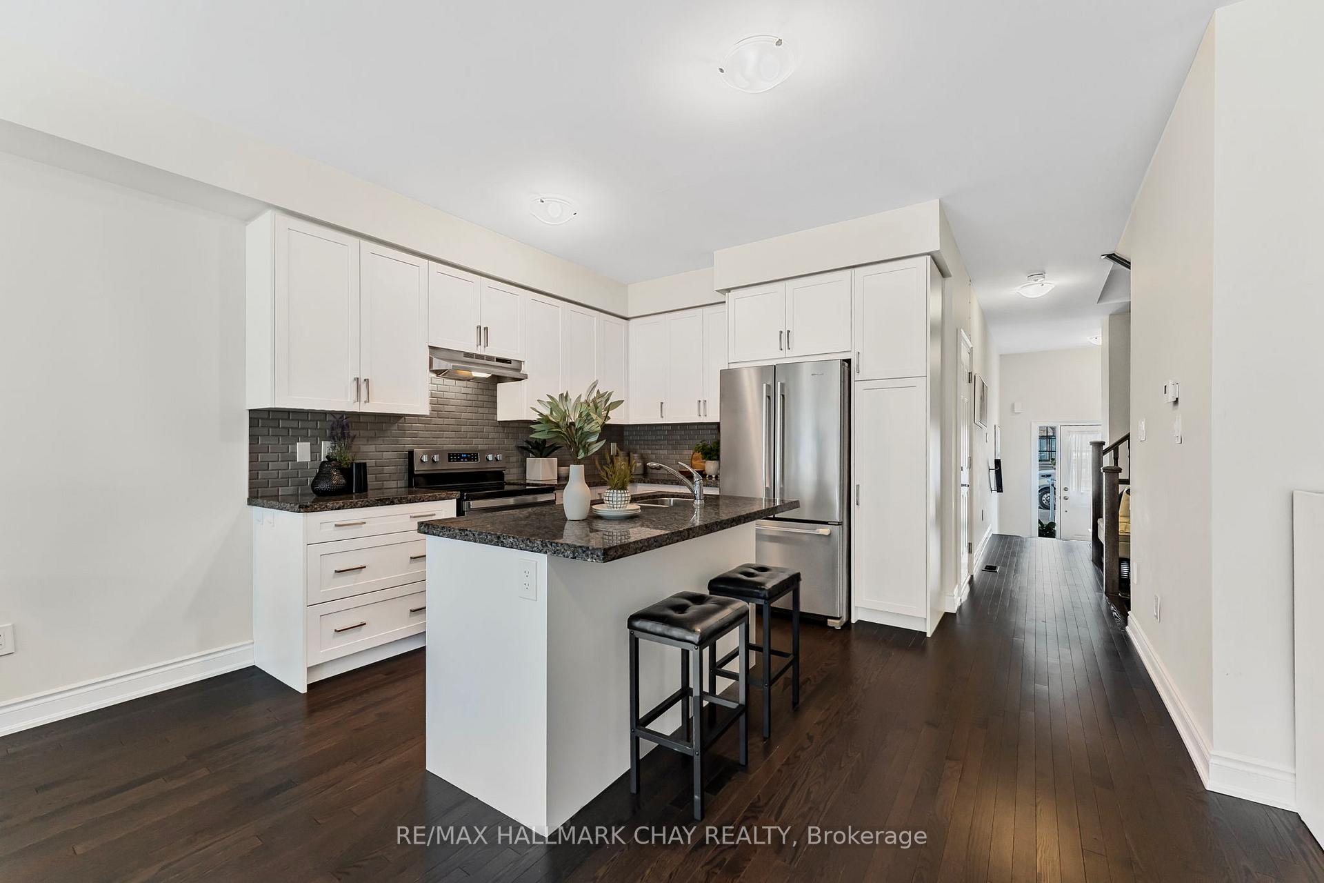 Photo 30 of 31 Arnold Crescent, New Tecumseth, Alliston — HOMEH