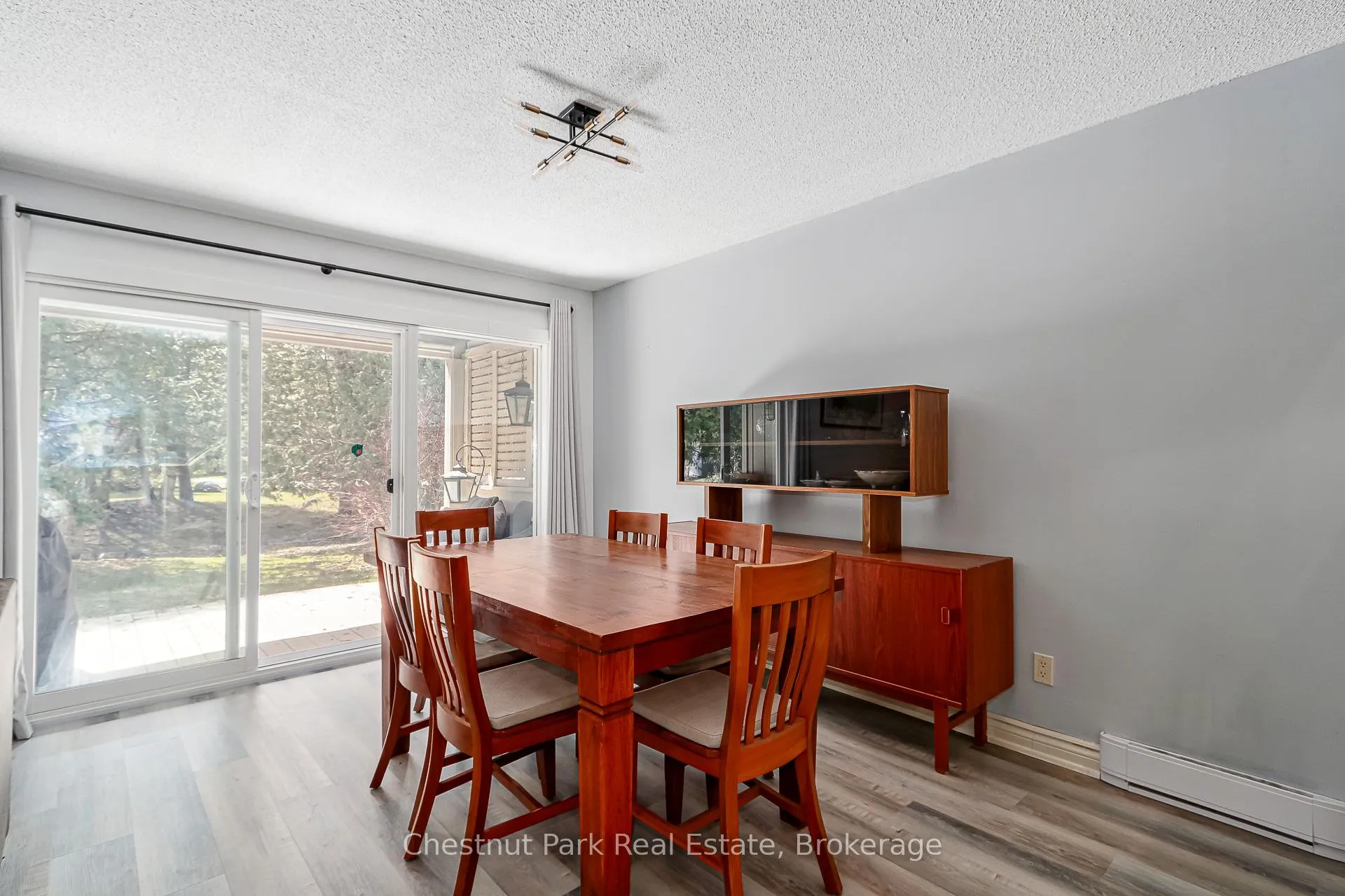 Photo 12 of 522 Oxbow Crescent, Collingwood — HOMEH