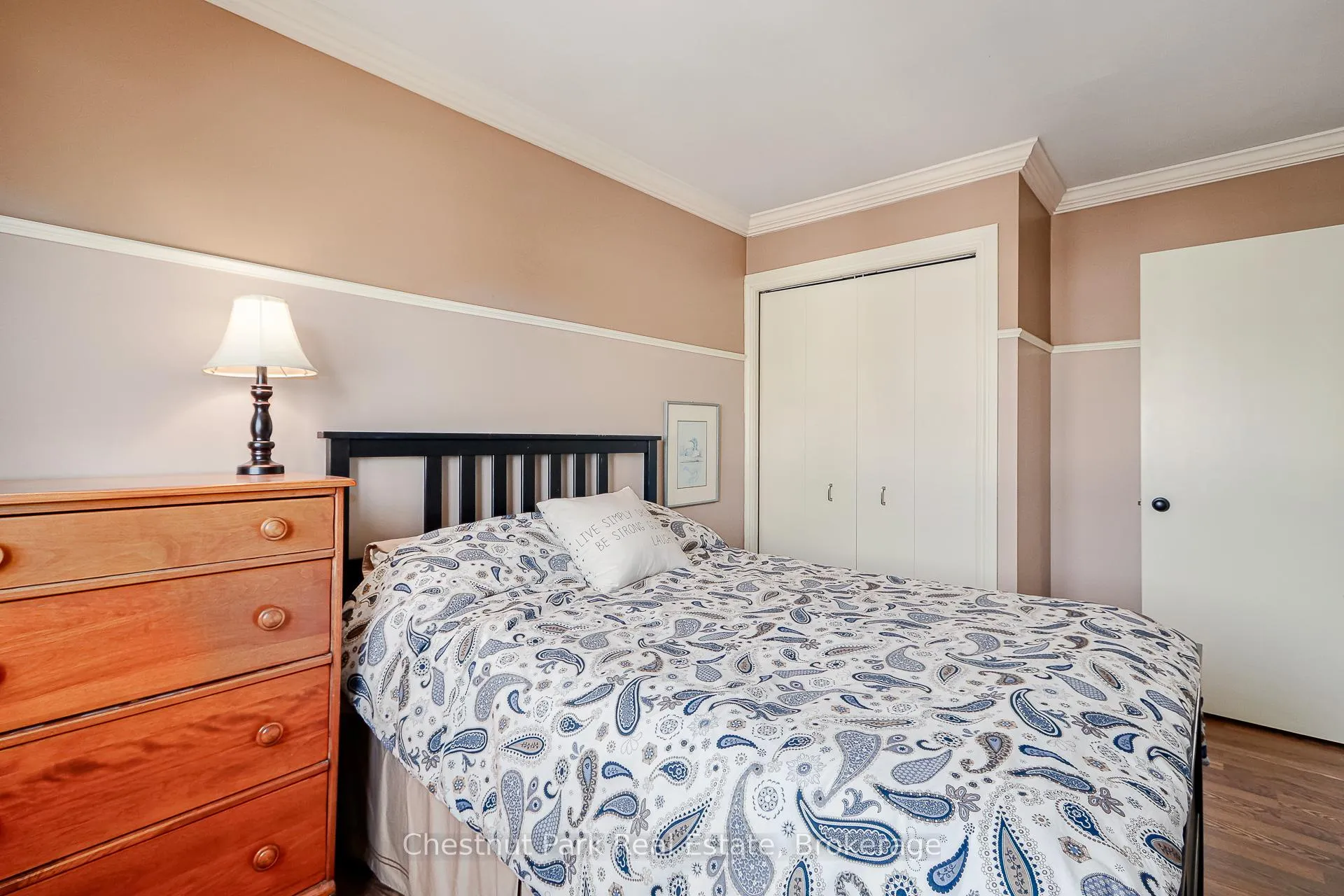 Photo 25 of 522 Oxbow Crescent, Collingwood — HOMEH