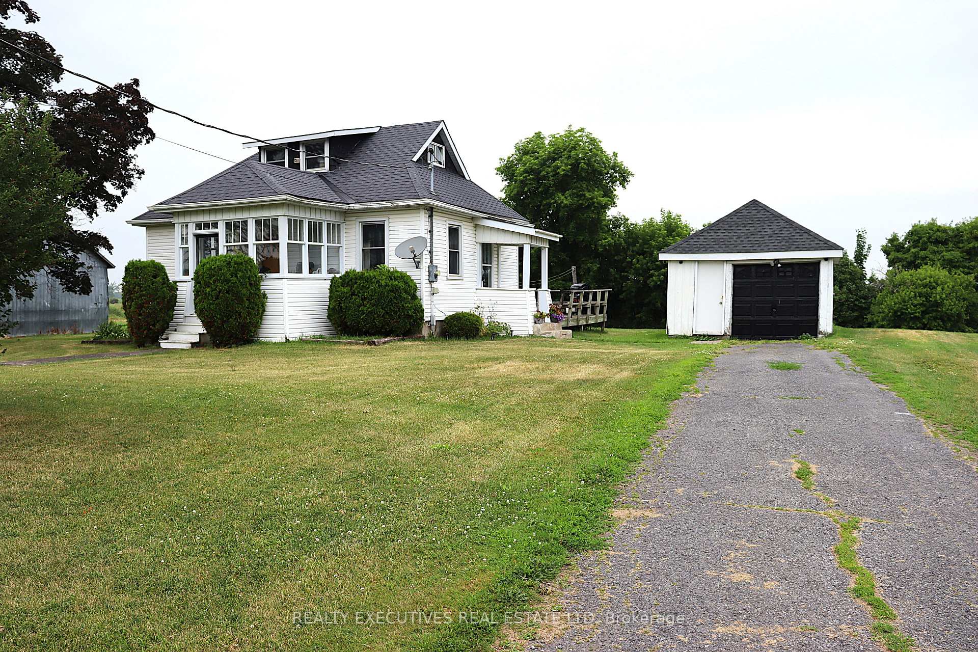 Photo 1 of 2577 County Rd 7, North Dundas, North Dundas (Winchester) Twp — HOMEH