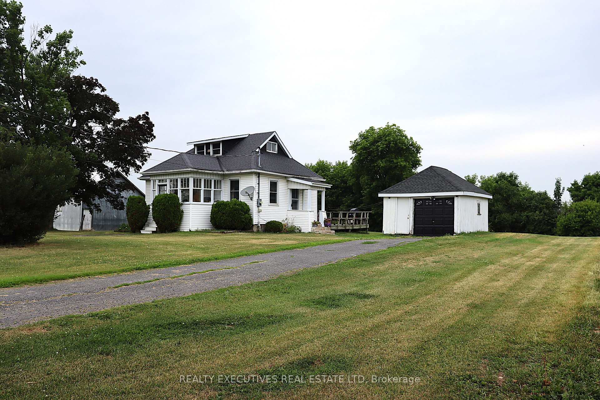 Photo 2 of 2577 County Rd 7, North Dundas, North Dundas (Winchester) Twp — HOMEH
