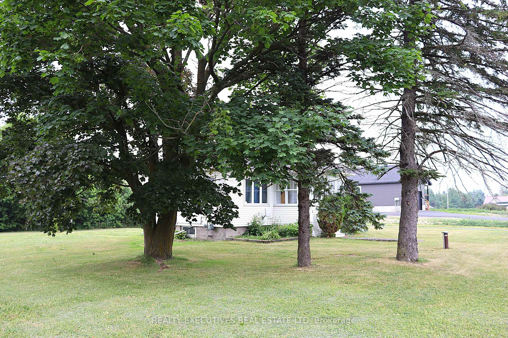 Photo 6 of 2577 County Rd 7, North Dundas, North Dundas (Winchester) Twp — HOMEH