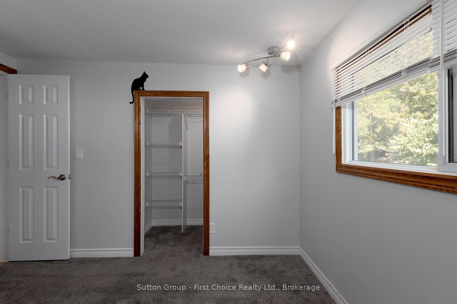 Photo 20 of 129 Ash Street, Perth East, Crystal Lake — HOMEH