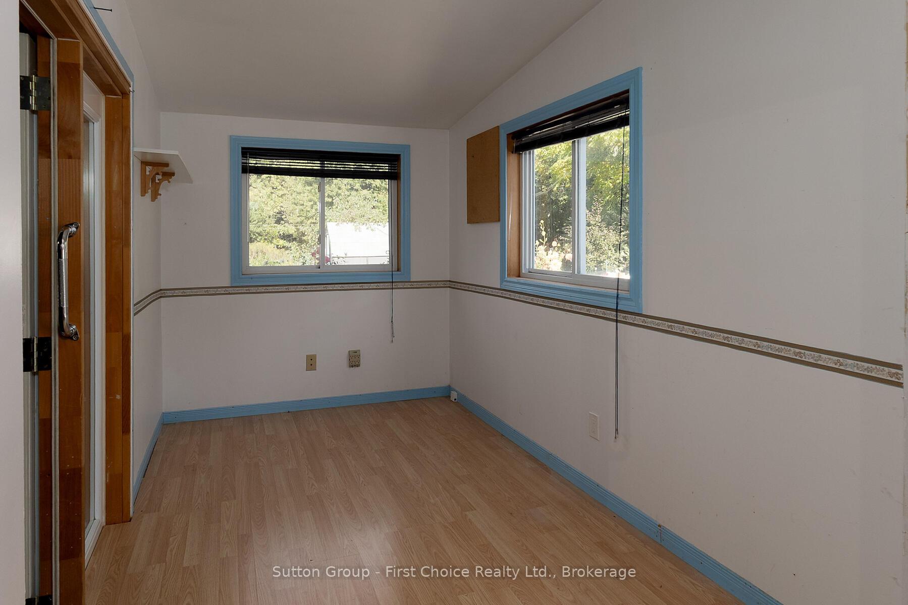 Photo 28 of 129 Ash Street, Perth East, Crystal Lake — HOMEH