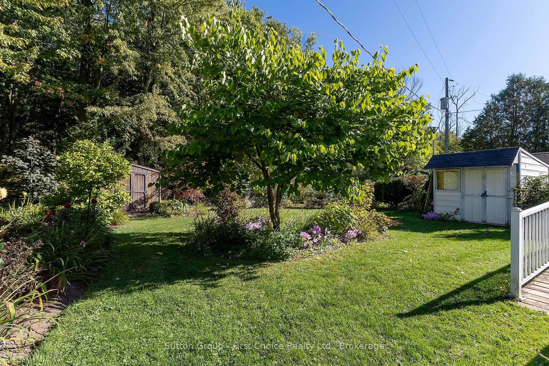 Photo 33 of 129 Ash Street, Perth East, Crystal Lake — HOMEH