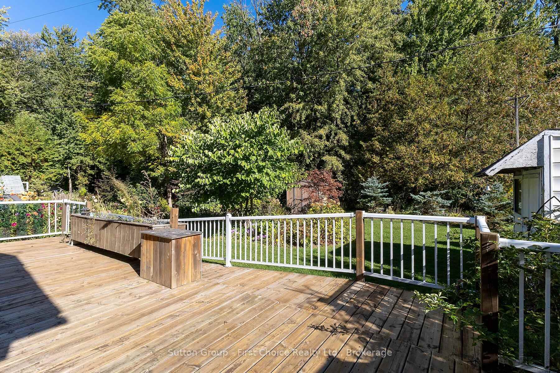 Photo 34 of 129 Ash Street, Perth East, Crystal Lake — HOMEH