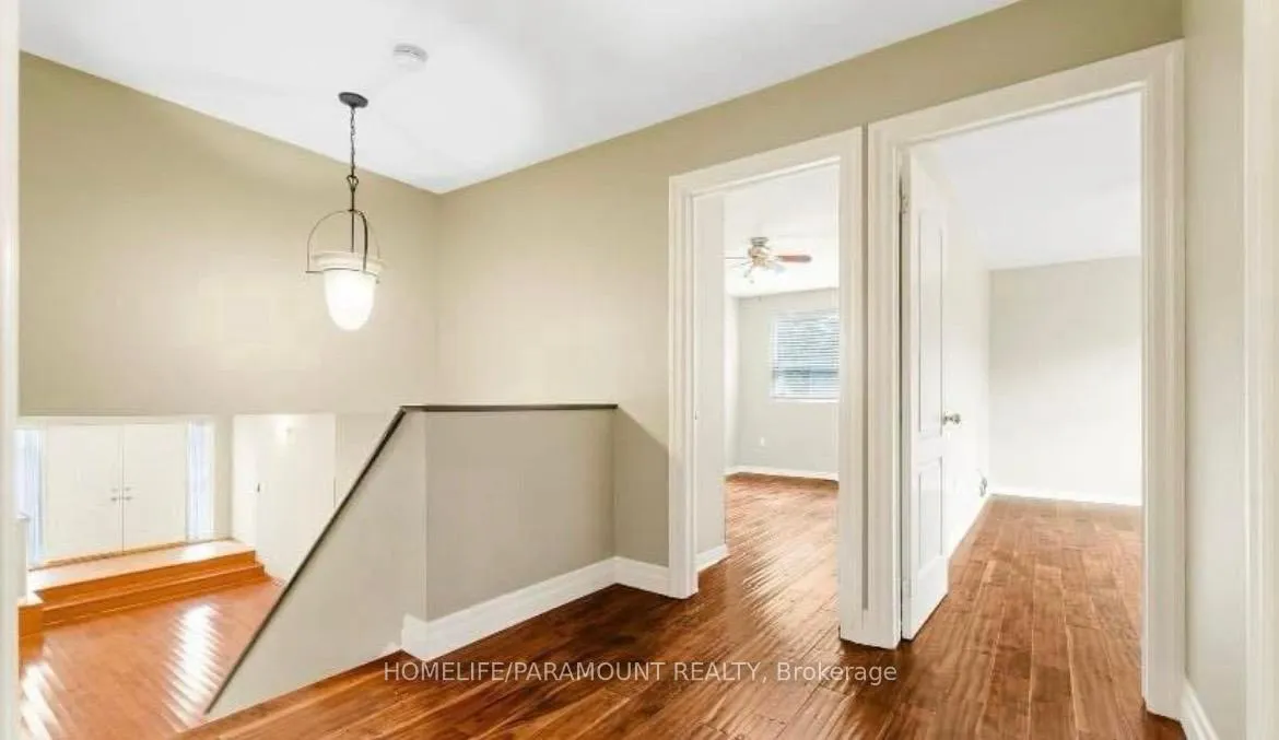 Photo 7 of 196 Nelson Street W, Oakville, Bronte — HOMEH