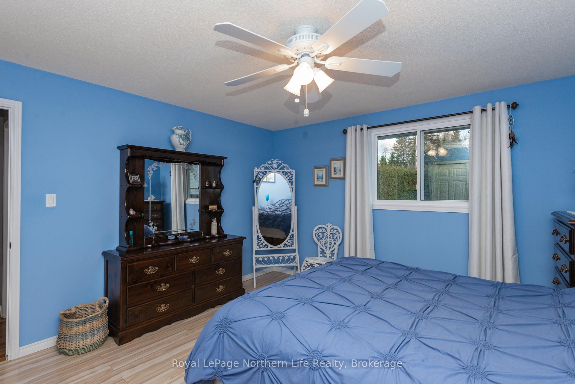 Photo 18 of 42 Balmoral Crescent, North Bay, Ferris — HOMEH