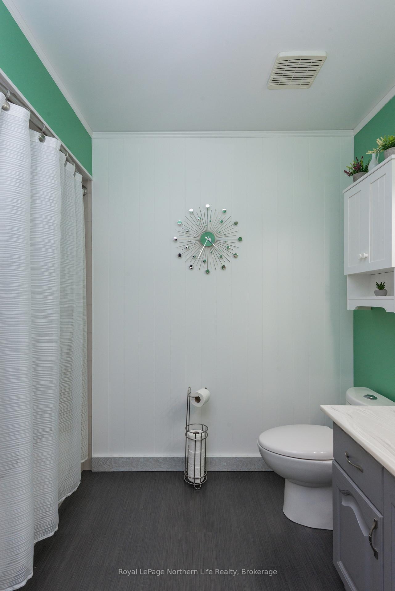 Photo 20 of 42 Balmoral Crescent, North Bay, Ferris — HOMEH