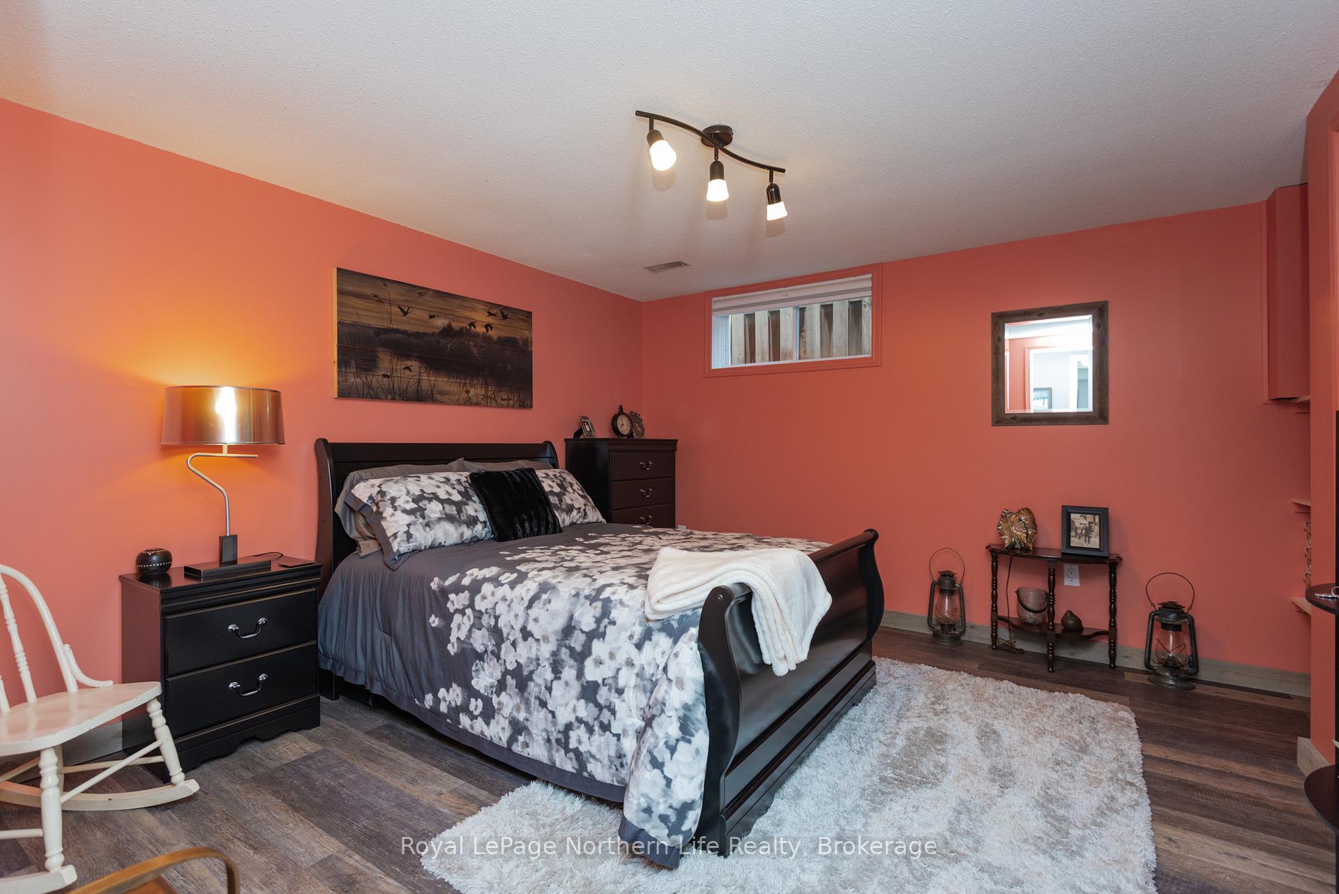 Photo 27 of 42 Balmoral Crescent, North Bay, Ferris — HOMEH