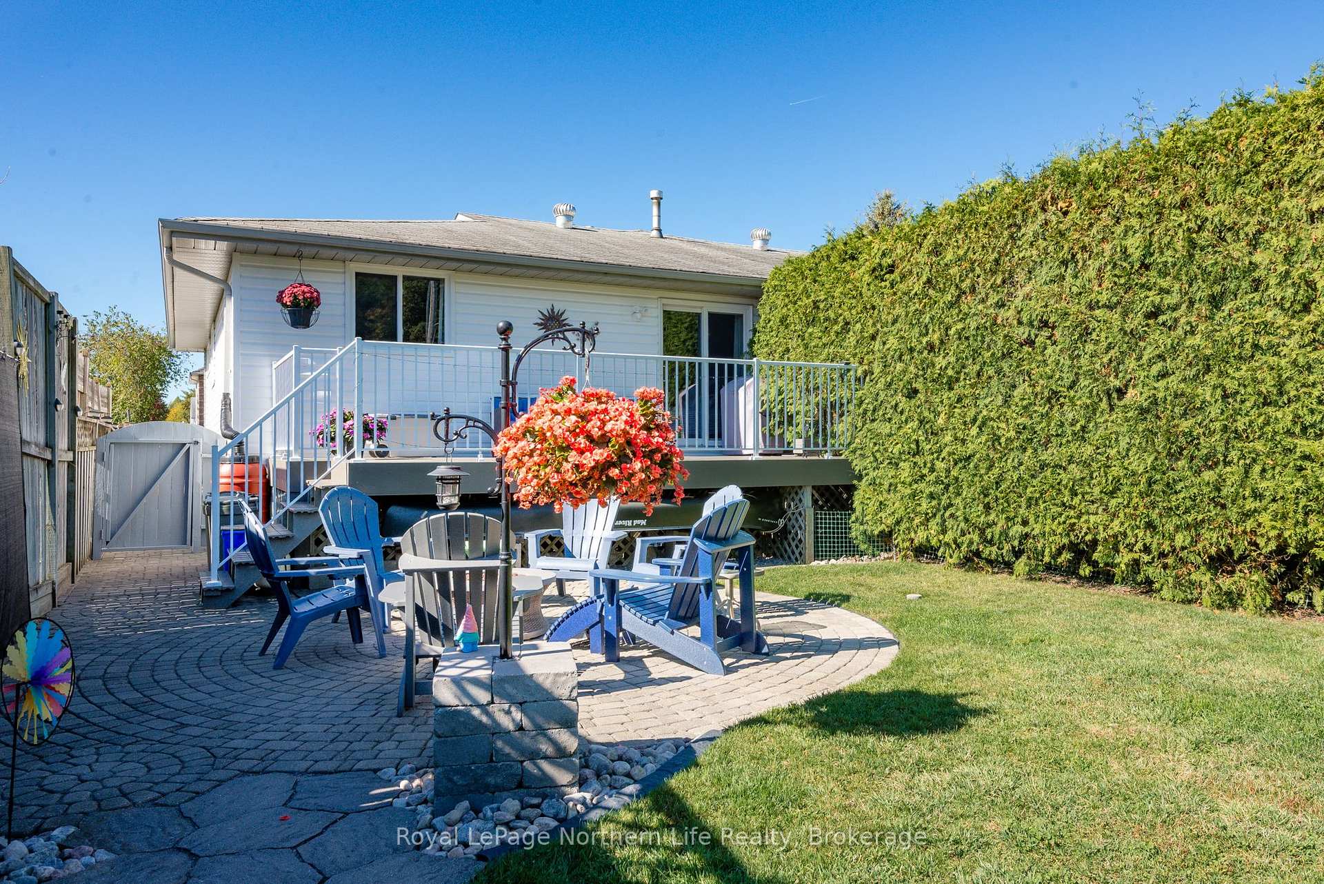 Photo 37 of 42 Balmoral Crescent, North Bay, Ferris — HOMEH