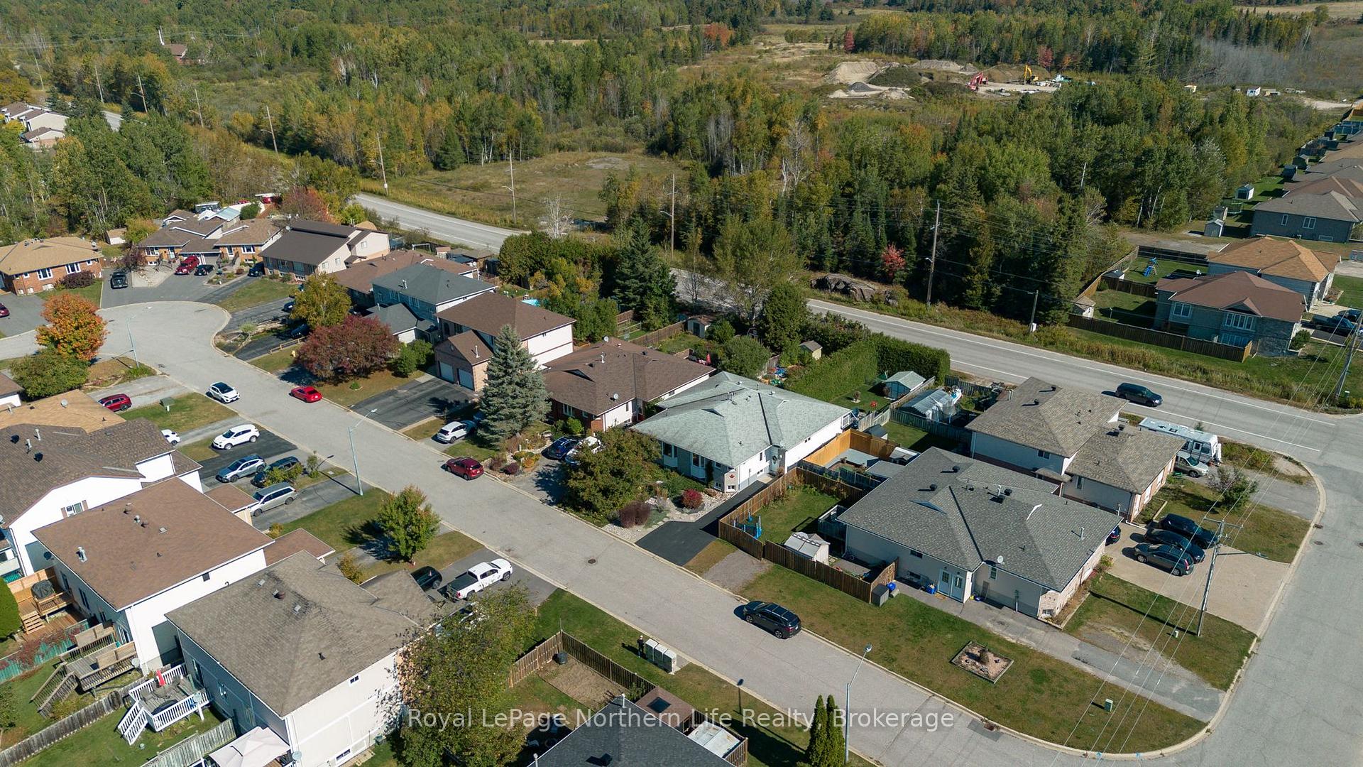Photo 39 of 42 Balmoral Crescent, North Bay, Ferris — HOMEH