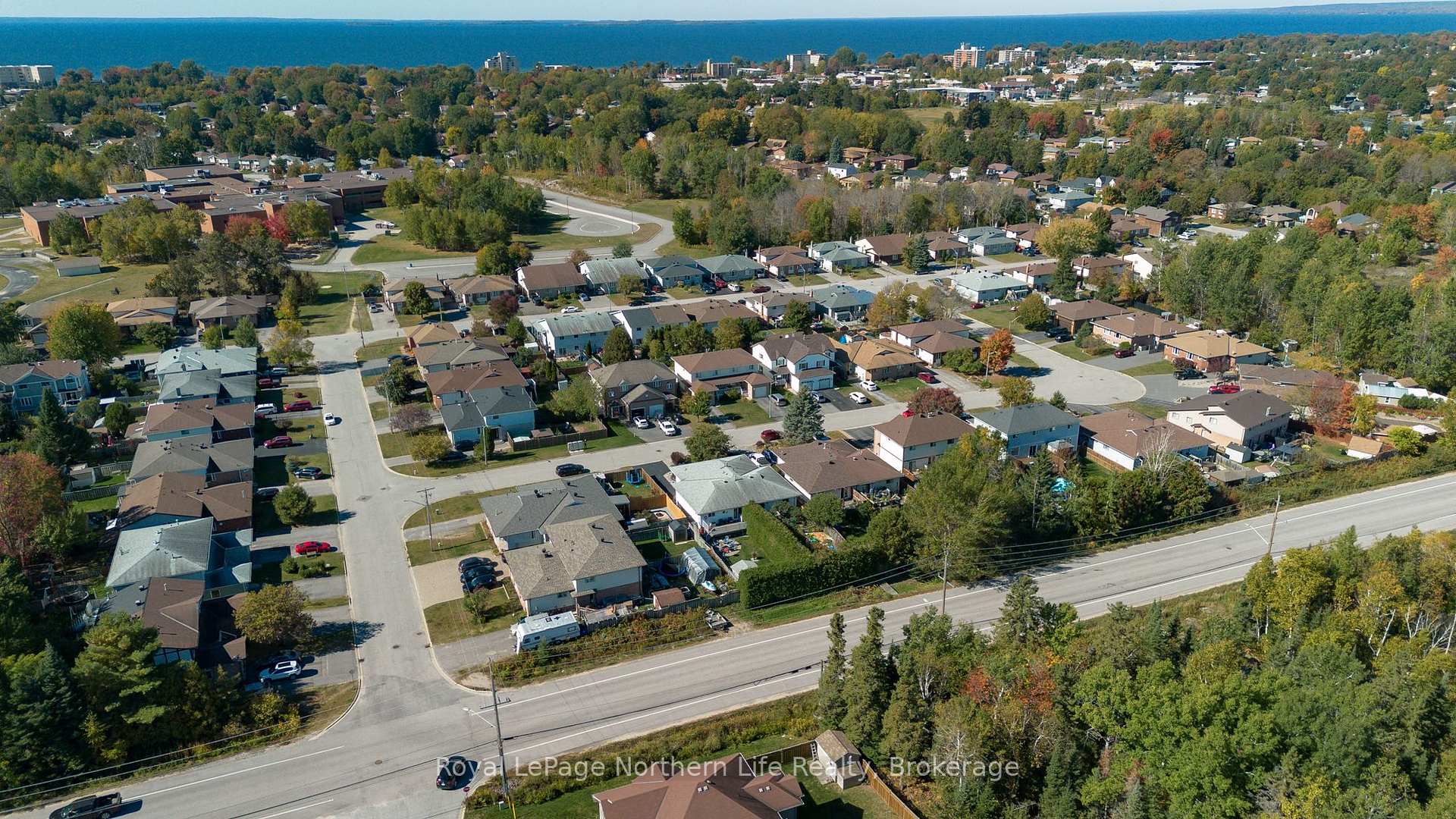Photo 40 of 42 Balmoral Crescent, North Bay, Ferris — HOMEH