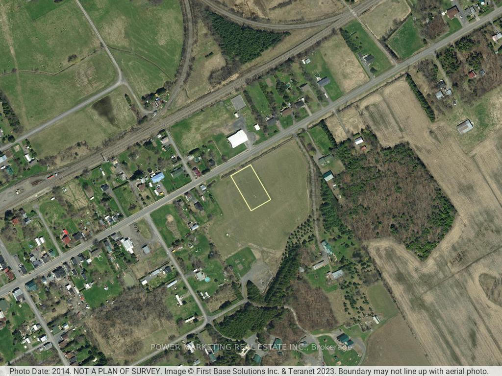 Photo 3 of 22010 County 10 Road, North Glengarry, North Glengarry (Lochiel) Twp — HOMEH
