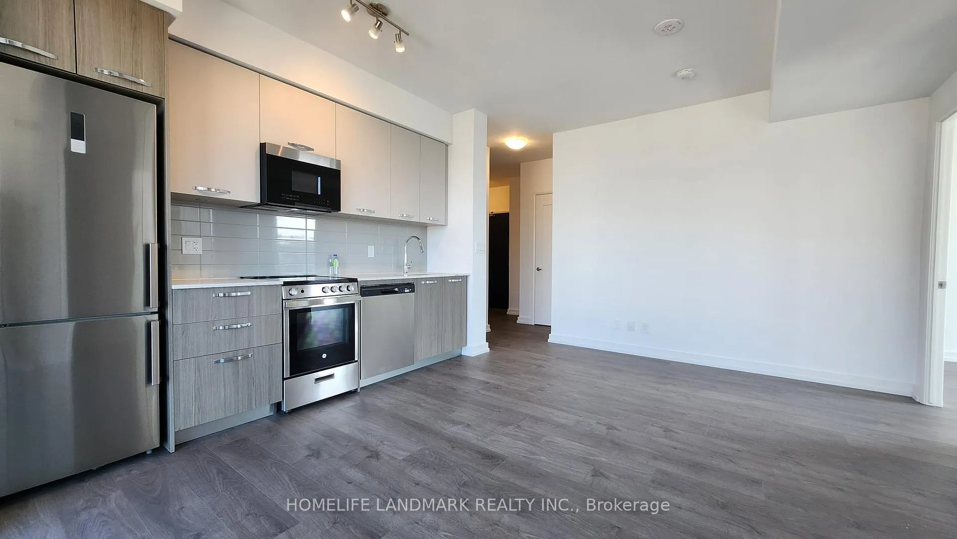 Photo 4 of Unit 1817, 75 James Street S, Hamilton, Corktown — HOMEH