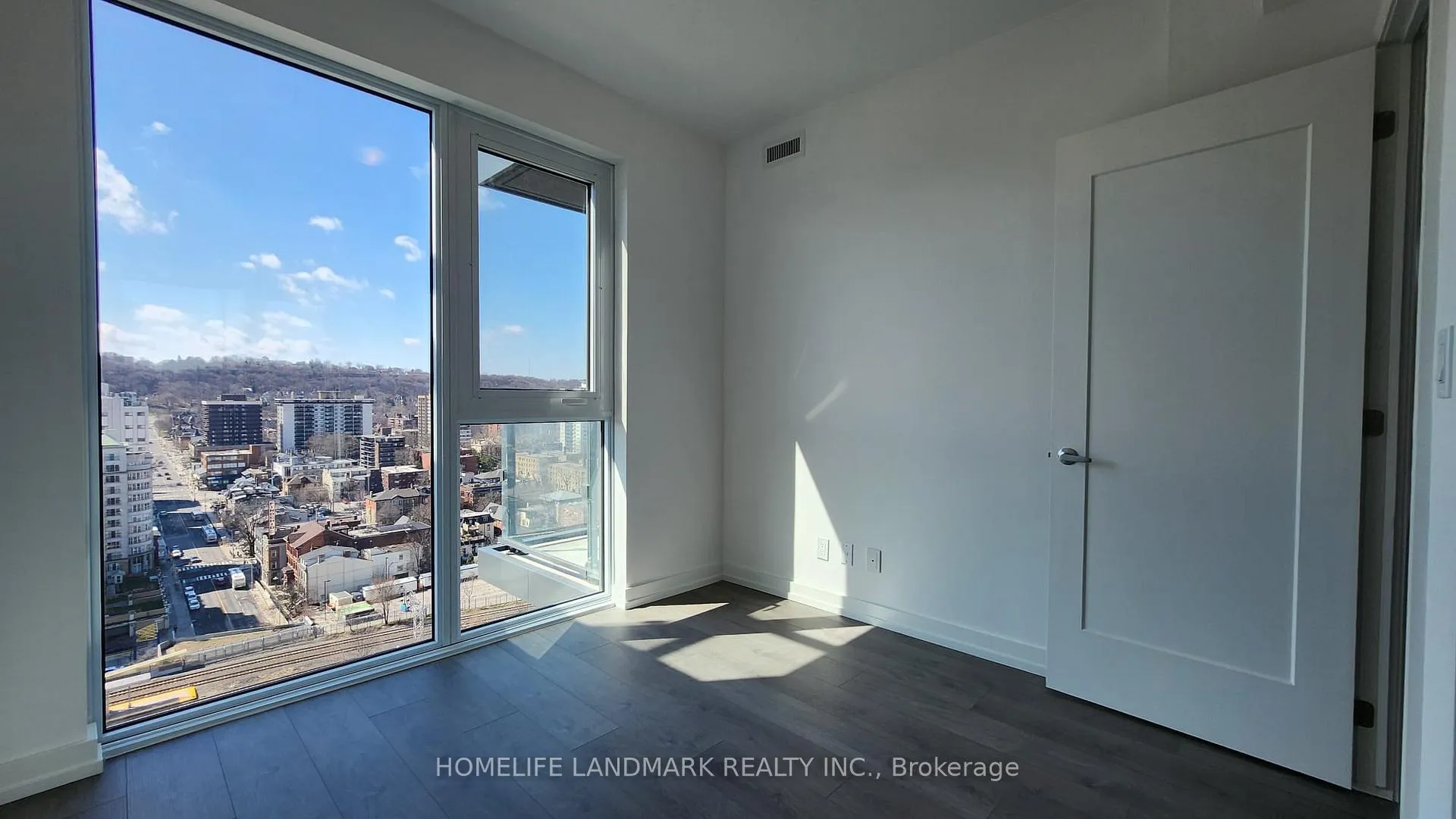 Photo 11 of Unit 1817, 75 James Street S, Hamilton, Corktown — HOMEH