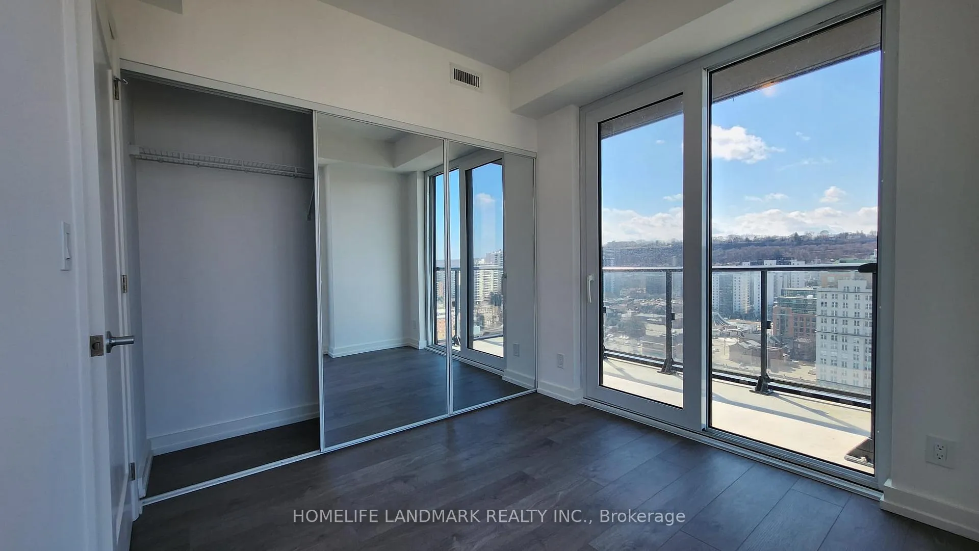 Photo 12 of Unit 1817, 75 James Street S, Hamilton, Corktown — HOMEH
