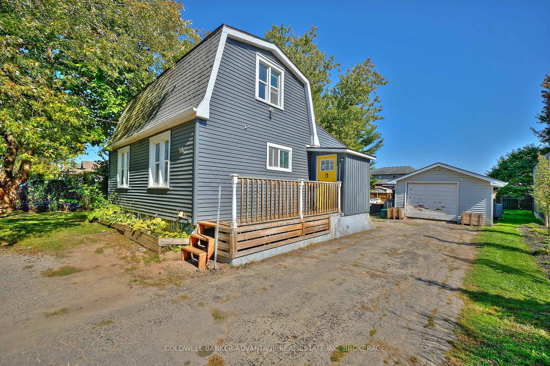 Photo 1 of 1123 Pelham Street, Pelham, Fonthill — HOMEH
