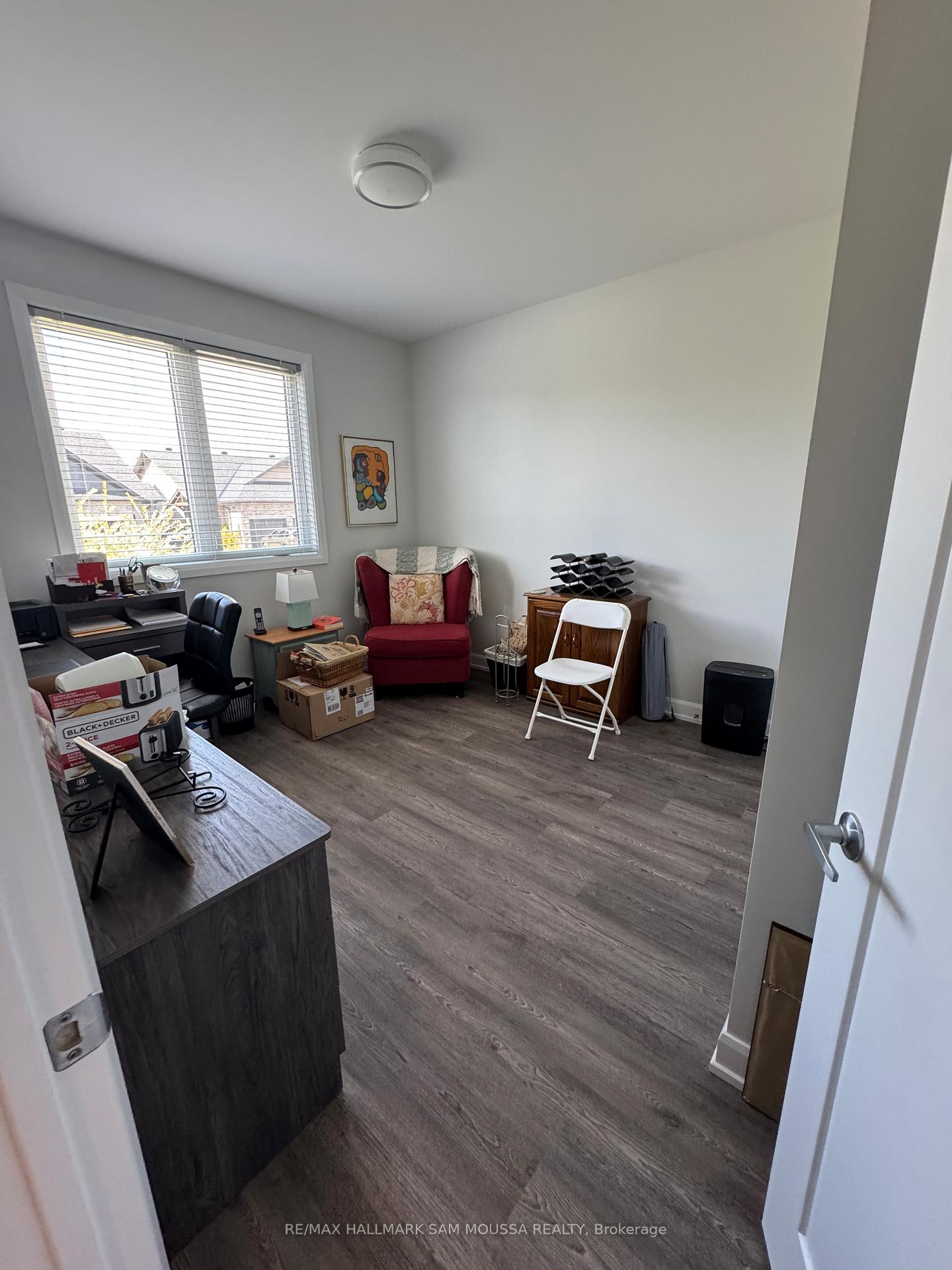 Photo 7 of Unit 6, 39 Senators Gate Drive, Perth — HOMEH