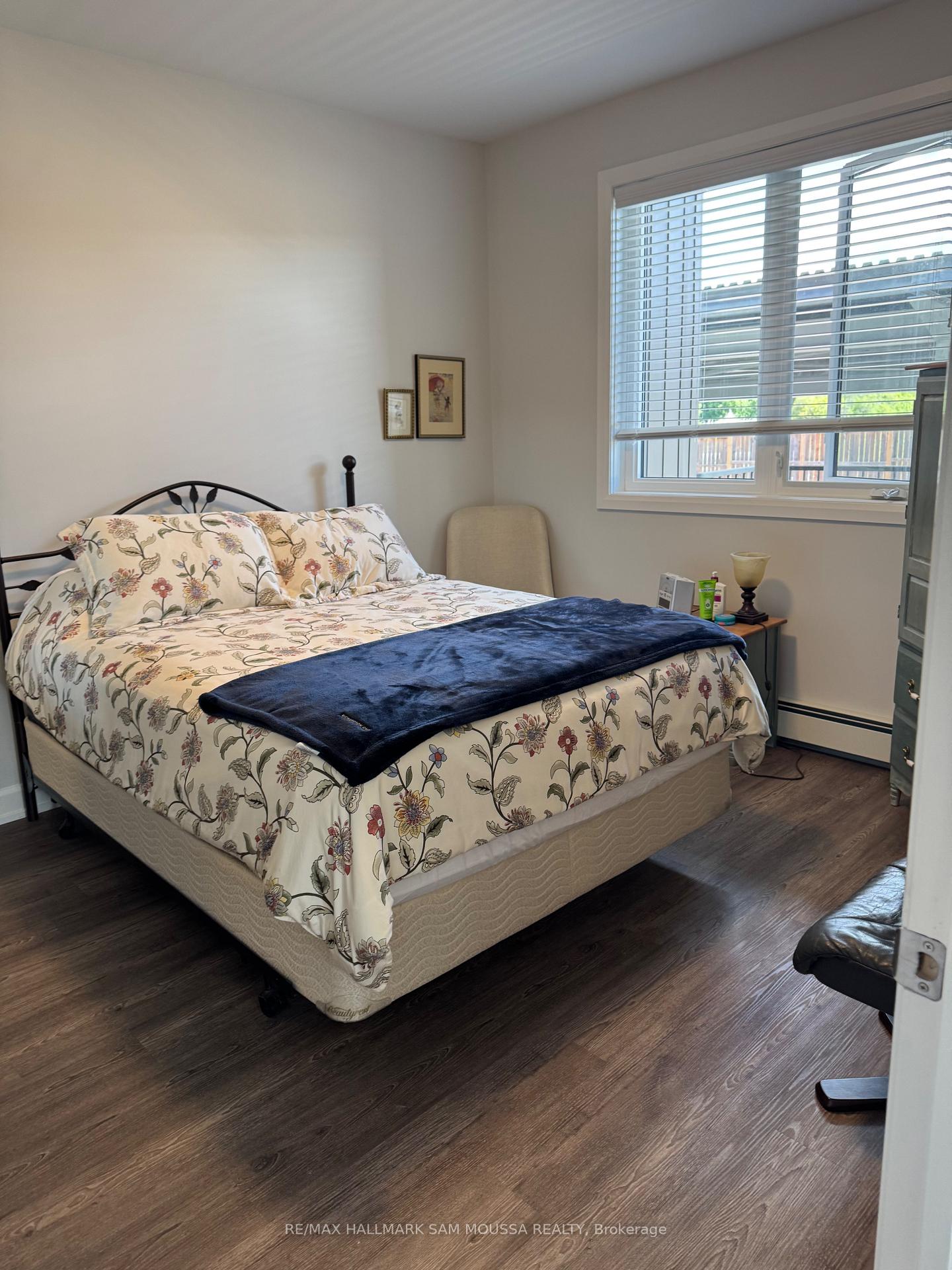 Photo 11 of Unit 6, 39 Senators Gate Drive, Perth — HOMEH
