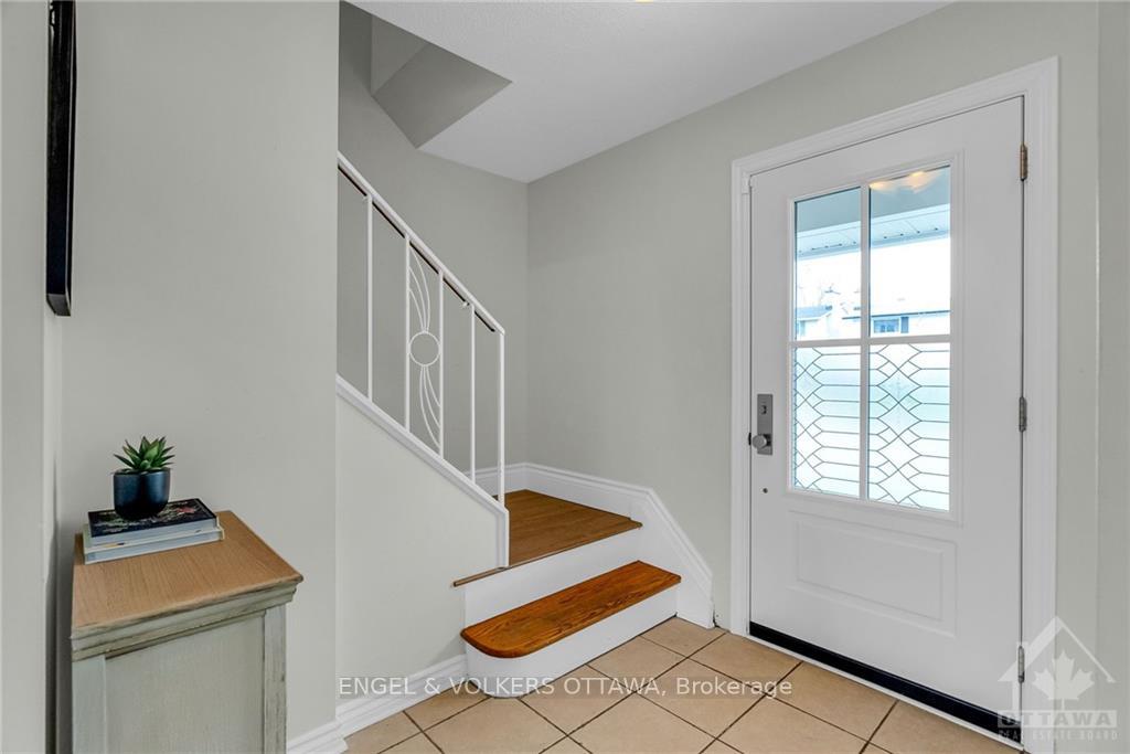 Photo 3 of 1249 Morrison Drive, Ottawa, Redwood Park — HOMEH