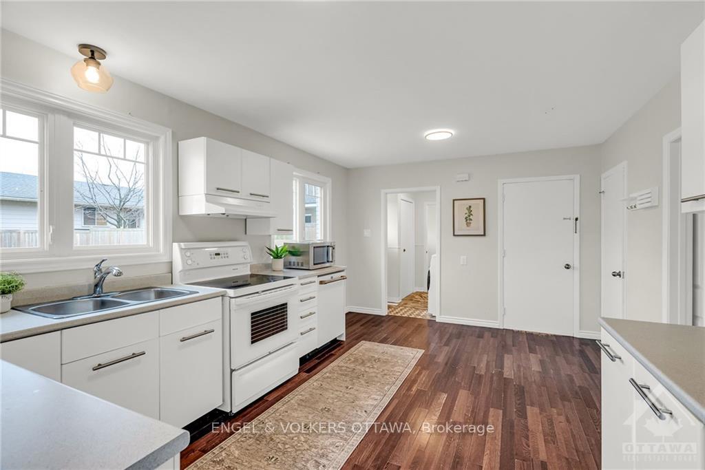 Photo 13 of 1249 Morrison Drive, Ottawa, Redwood Park — HOMEH