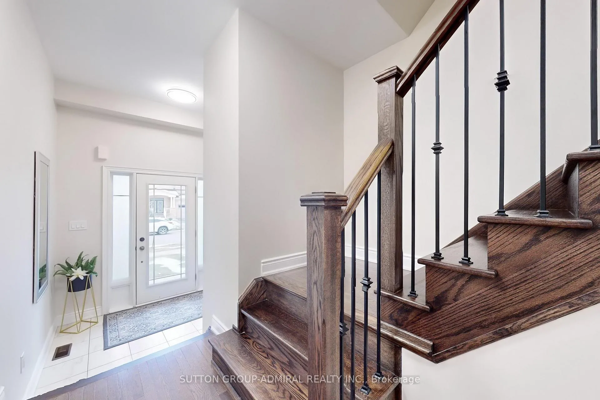 Photo 10 of 123 Arnold Crescent, New Tecumseth, Alliston — HOMEH