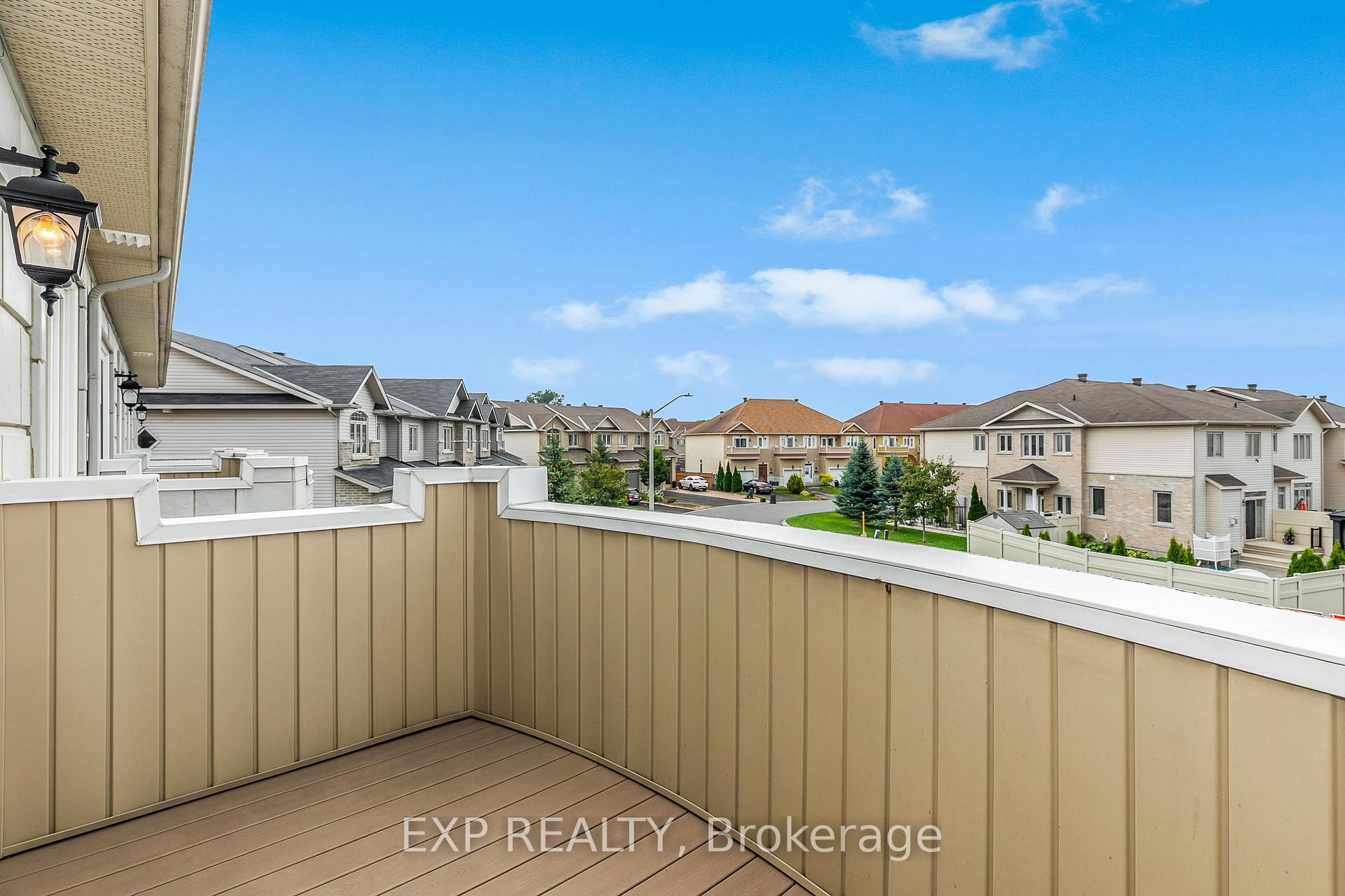 Photo 17 of 136 Whispering Winds Way, Ottawa, Mer Bleue/Bradley Estates/Anderson Park — HOMEH