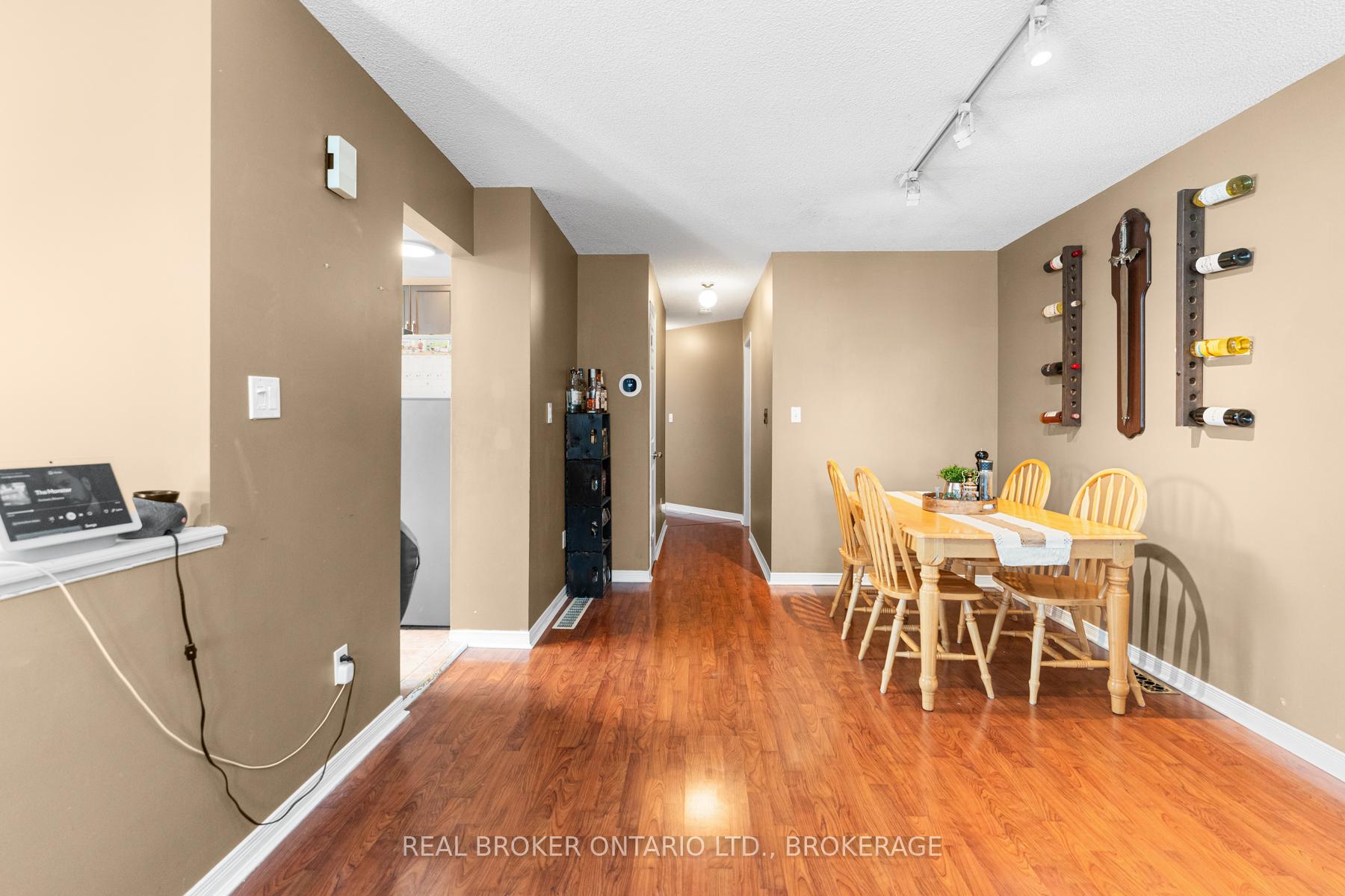Photo 6 of 1387 Brackenwood Crescent, Kingston, City Northwest — HOMEH