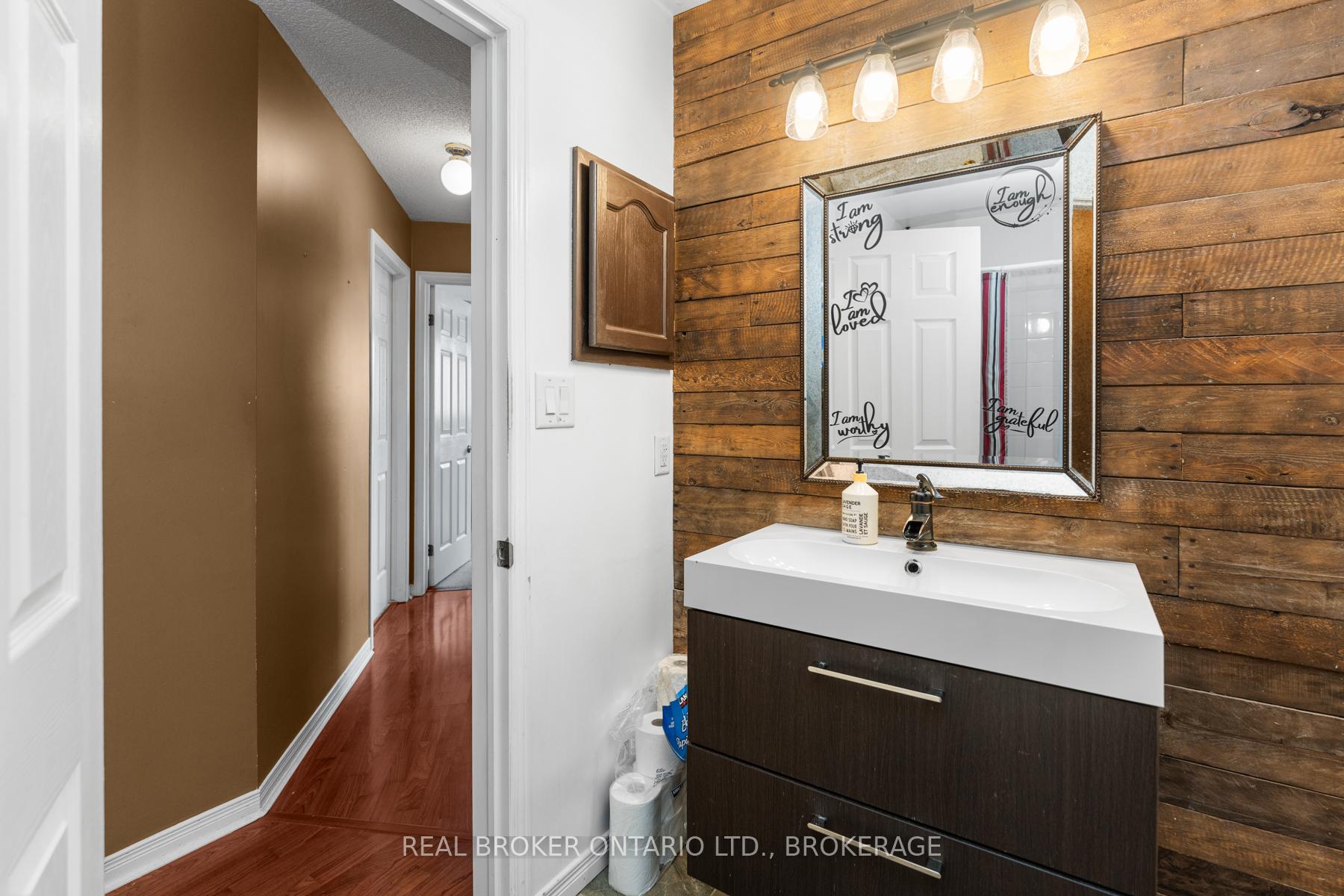 Photo 13 of 1387 Brackenwood Crescent, Kingston, City Northwest — HOMEH