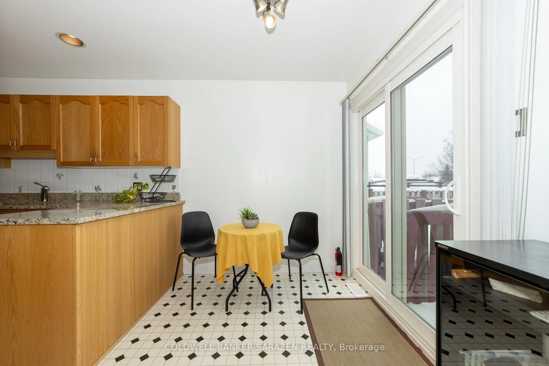 Photo 28 of 917 Markwick Crescent, Ottawa, Notting Hill/Summerside — HOMEH