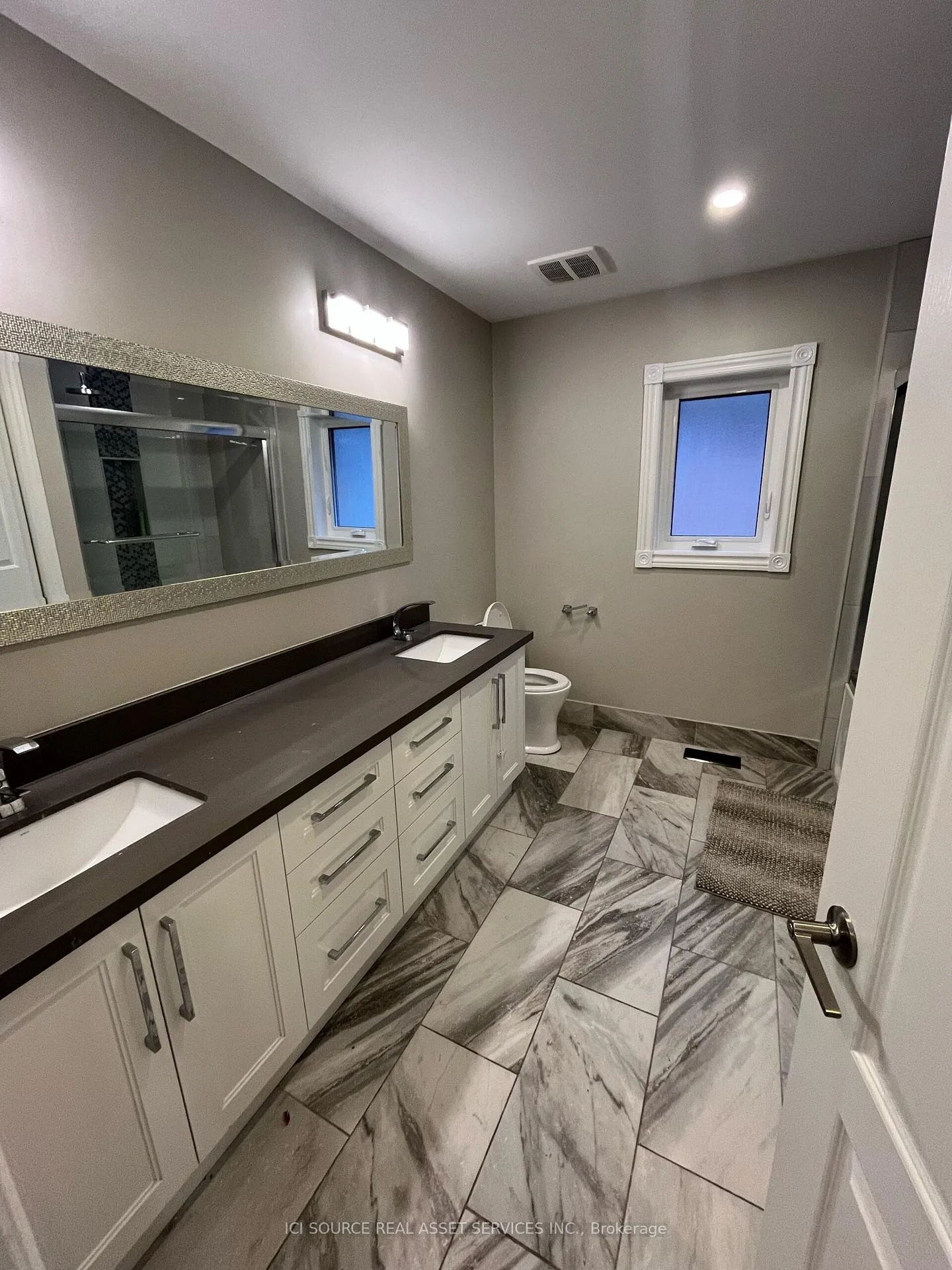 Photo 59 of Unit Upper, 419 Seneca Court, Newmarket, Summerhill Estates — HOMEH