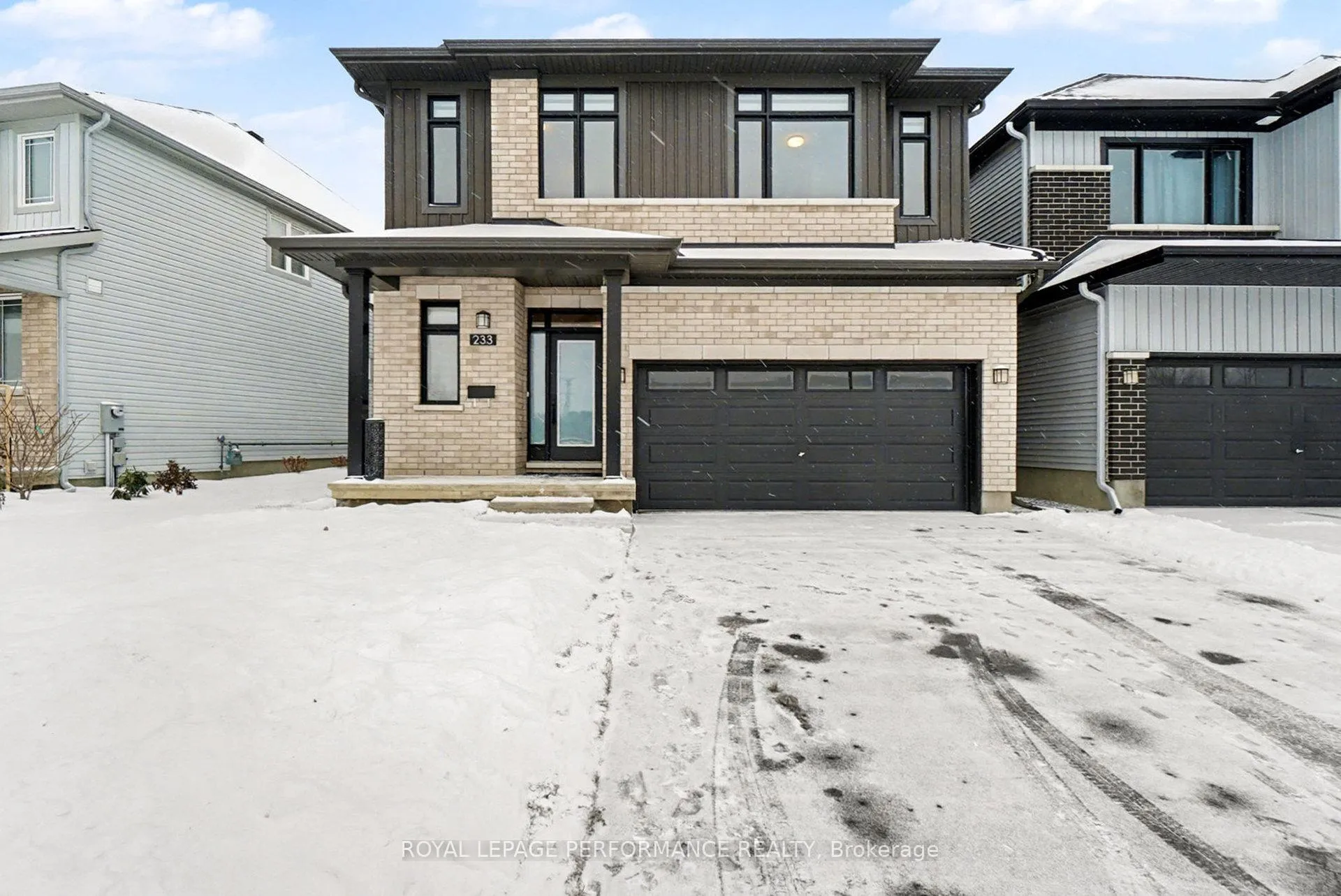 Front of 233 Beaugency Street