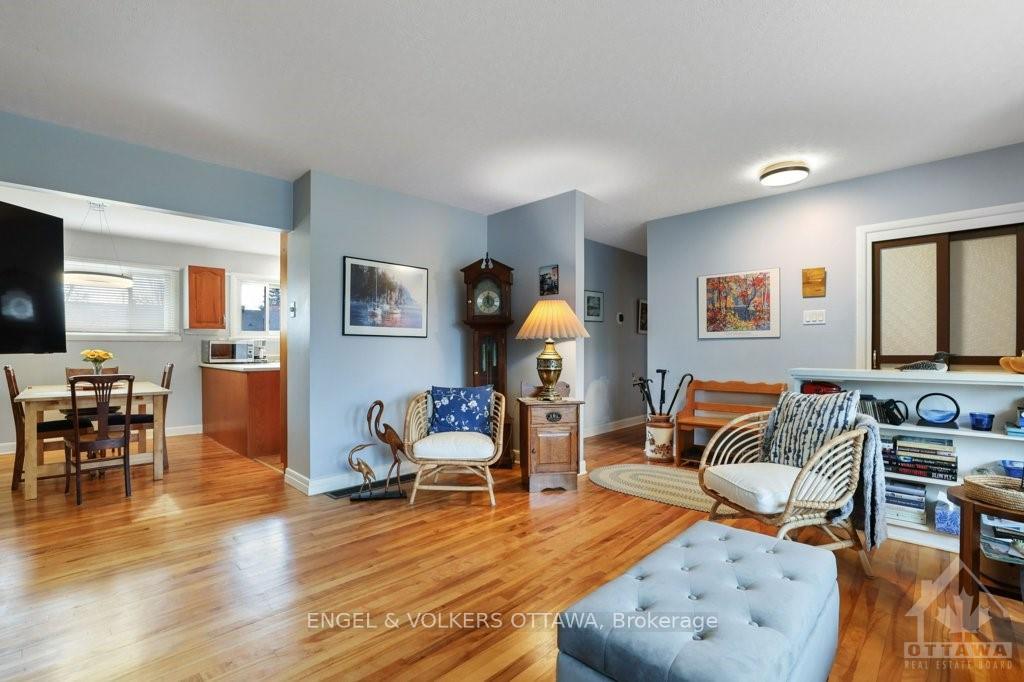 Photo 7 of 2368 Drury Lane, Ottawa, Parkway Park — HOMEH