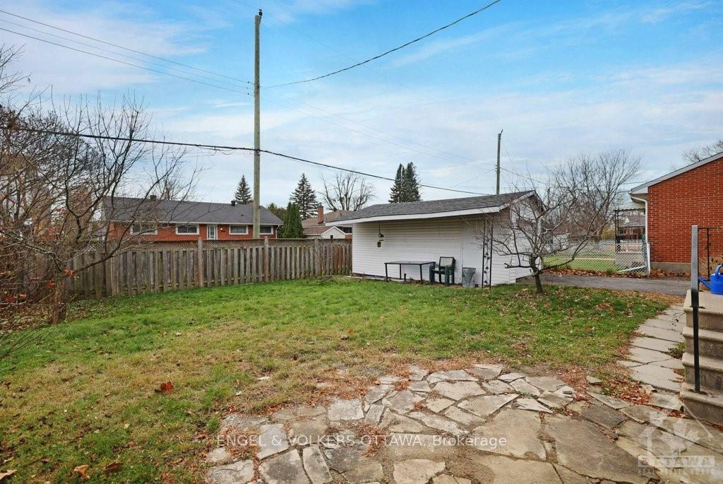 Photo 22 of 2368 Drury Lane, Ottawa, Parkway Park — HOMEH