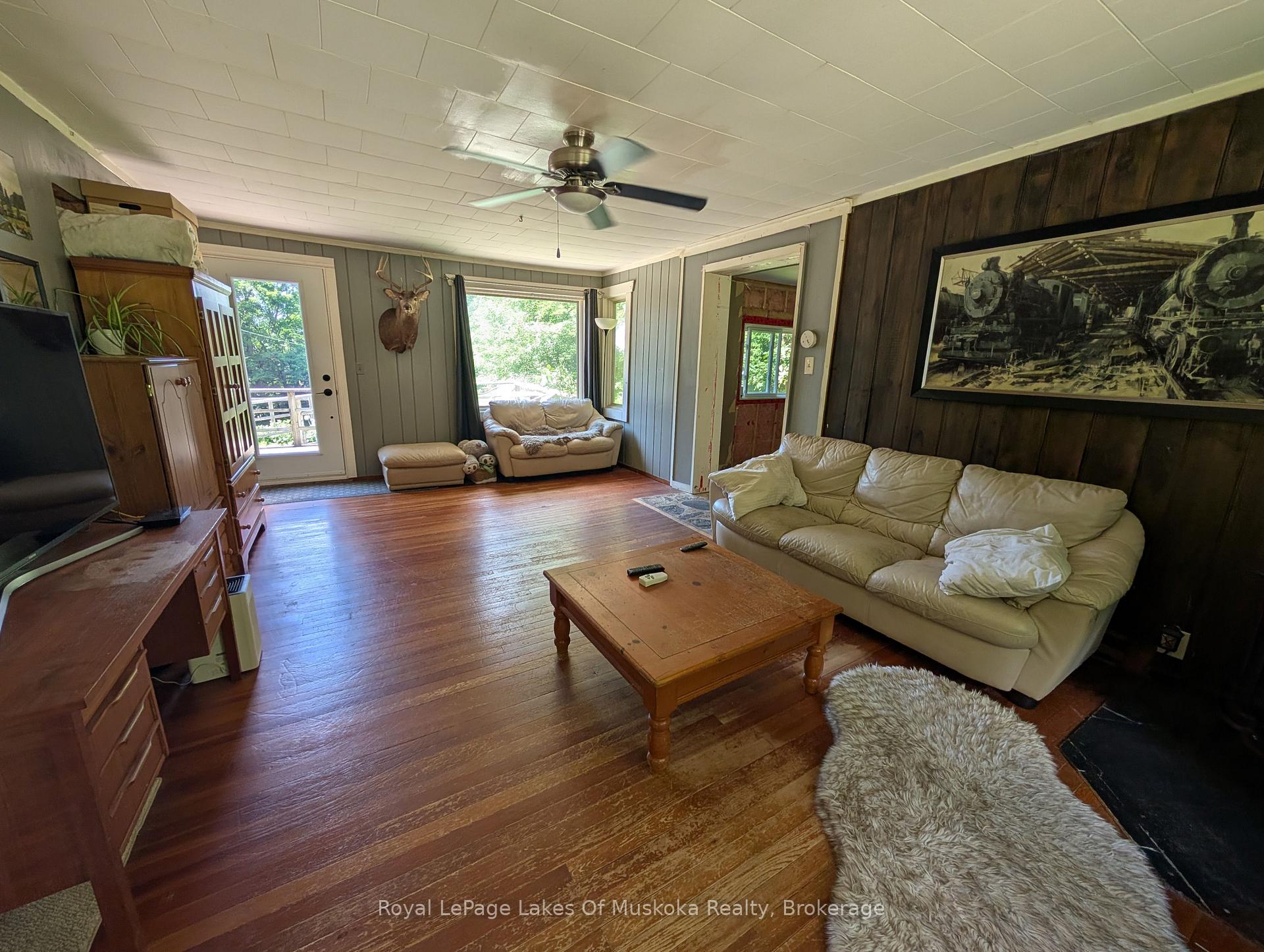 Photo 9 of 785 518 Highway W, Perry — HOMEH